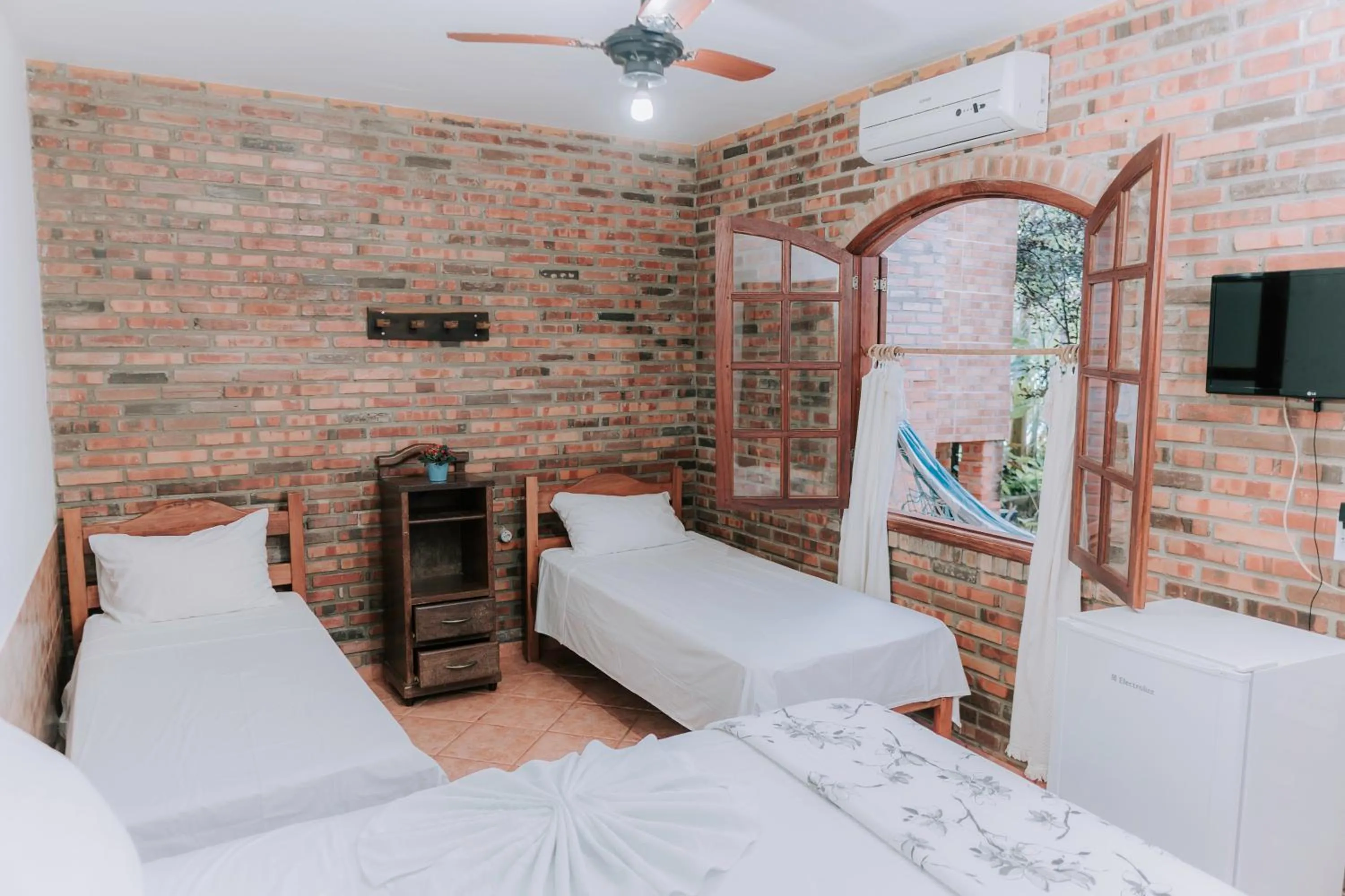 Photo of the whole room, Bed in Pousada Adega Cipo