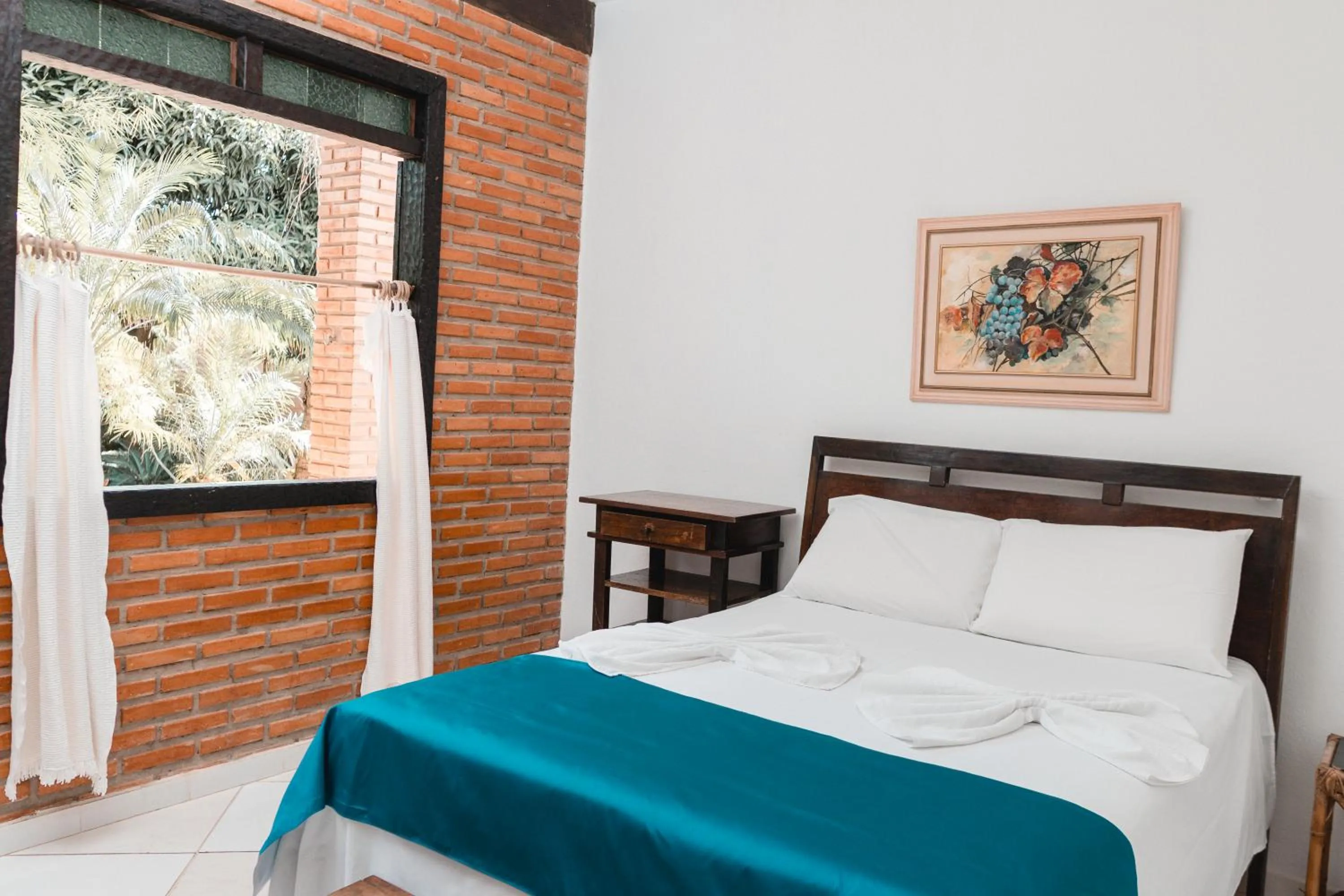 Bedroom, Bed in Pousada Adega Cipo