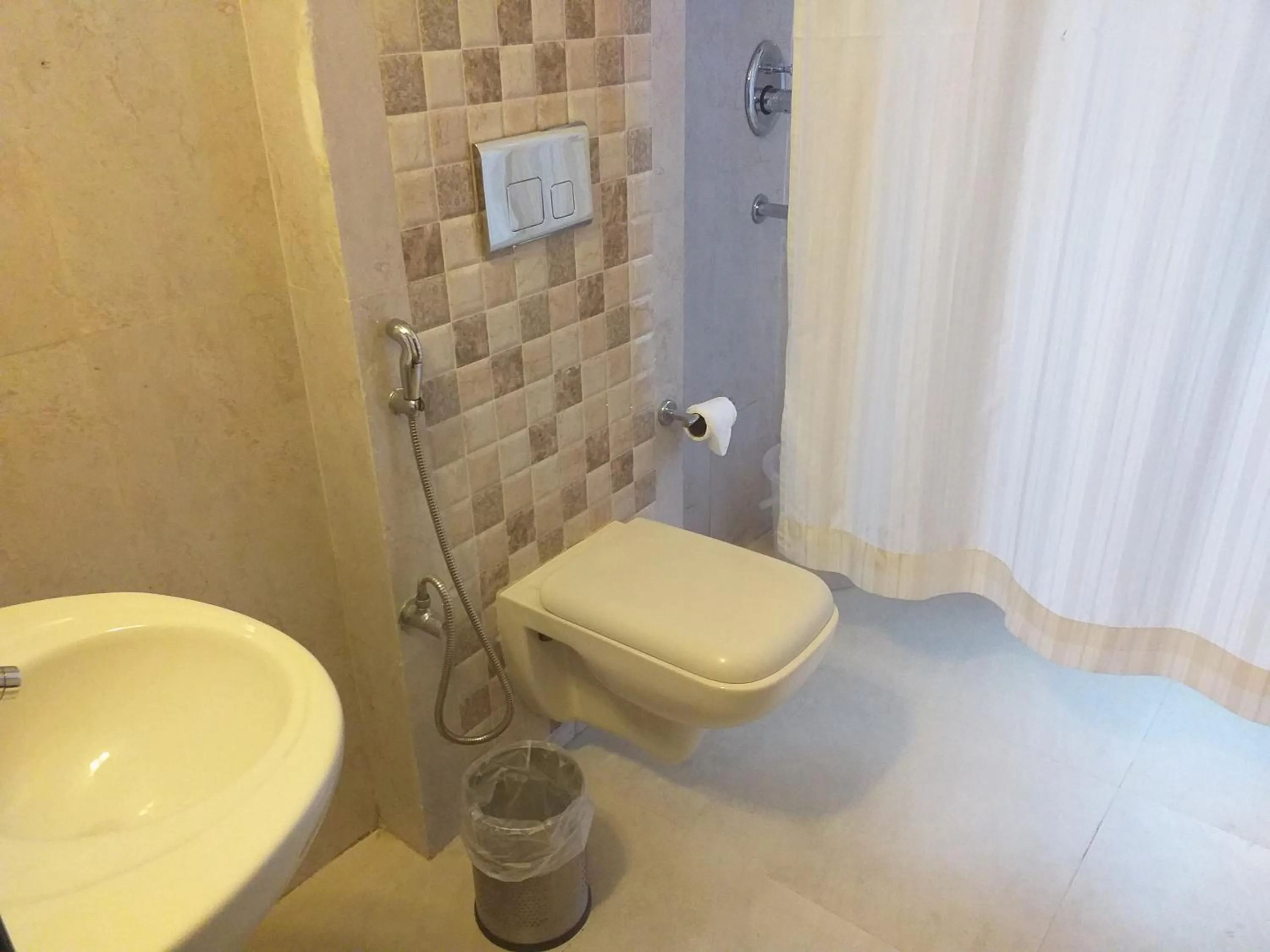 Bathroom in Sobralia Casino Resort & Spa