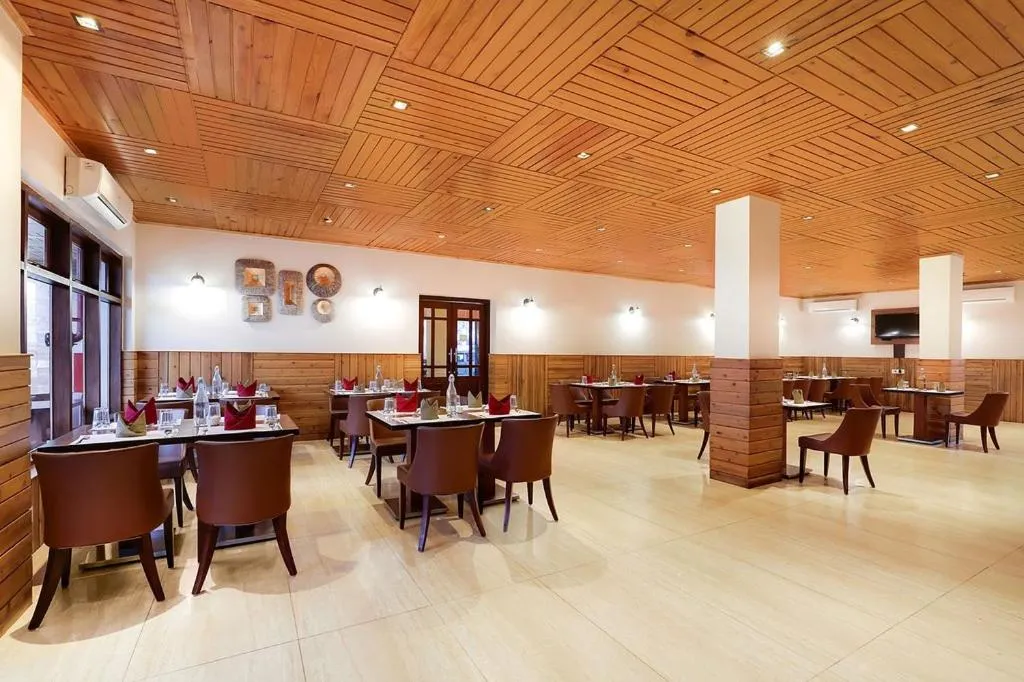 Restaurant/places to eat in Sobralia Casino Resort & Spa