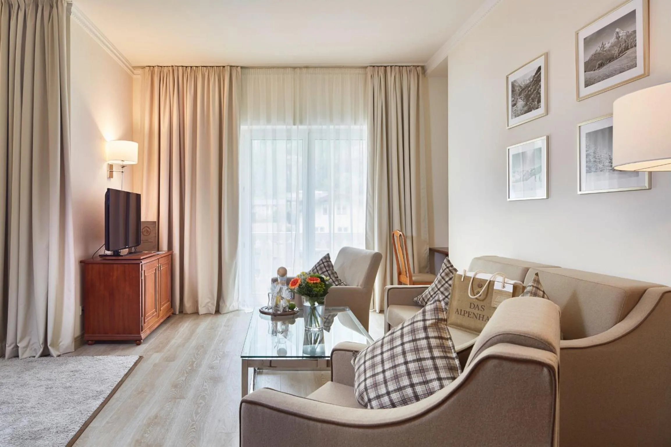 Decorative detail in Das Alpenhaus Gasteinertal