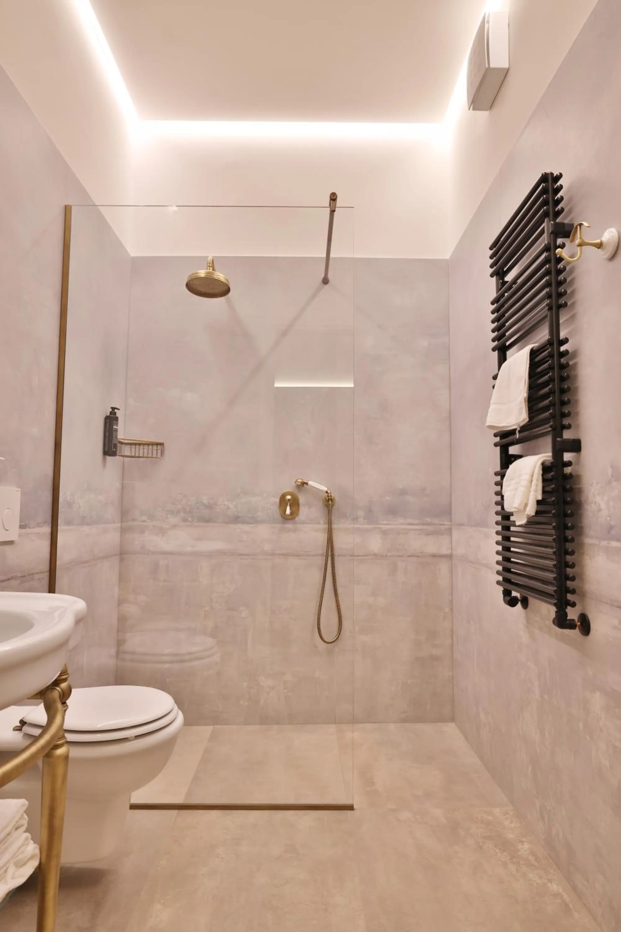 Bathroom in Agriturismo Acetaia Sereni