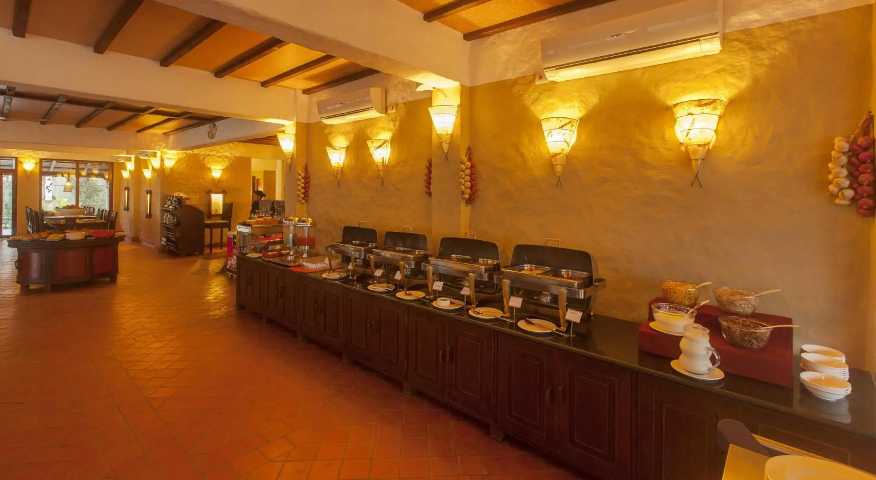 Restaurant/places to eat in Green Park Chitwan Restaurant/places to eat in Green Park Chitwan