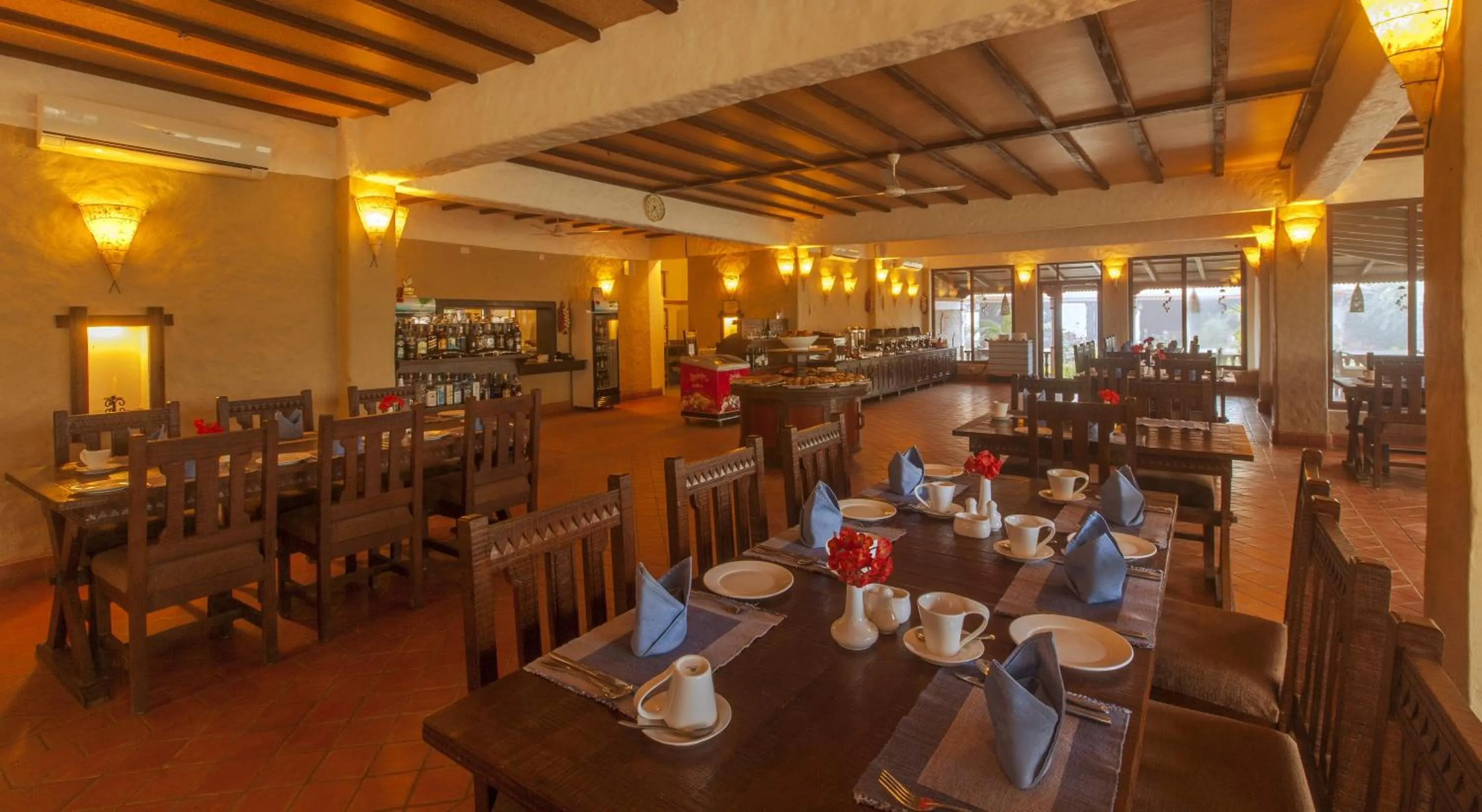 Restaurant/places to eat in Green Park Chitwan