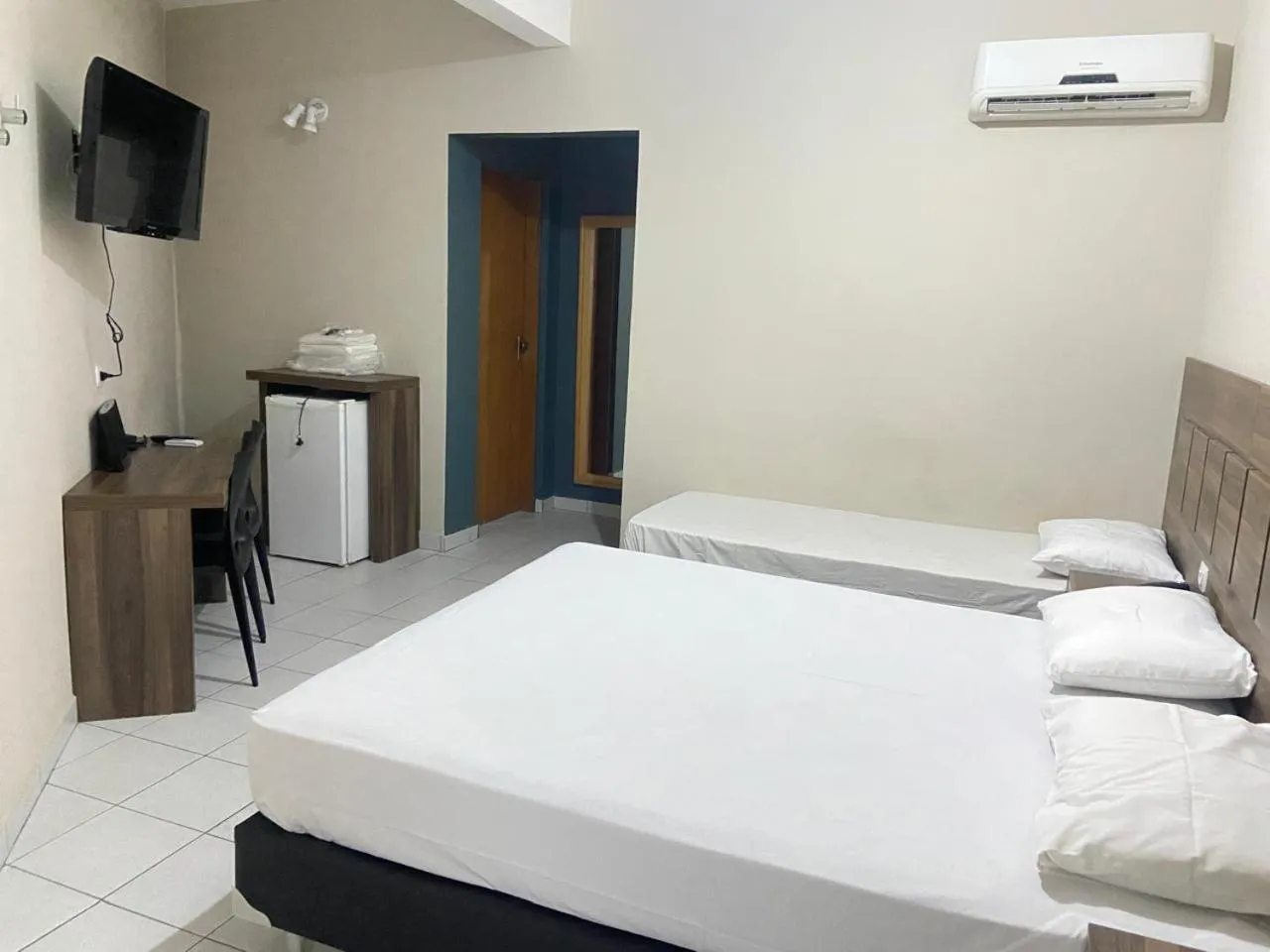 Bed in Hotel Biz Urban- EXPO CENTER NORTE