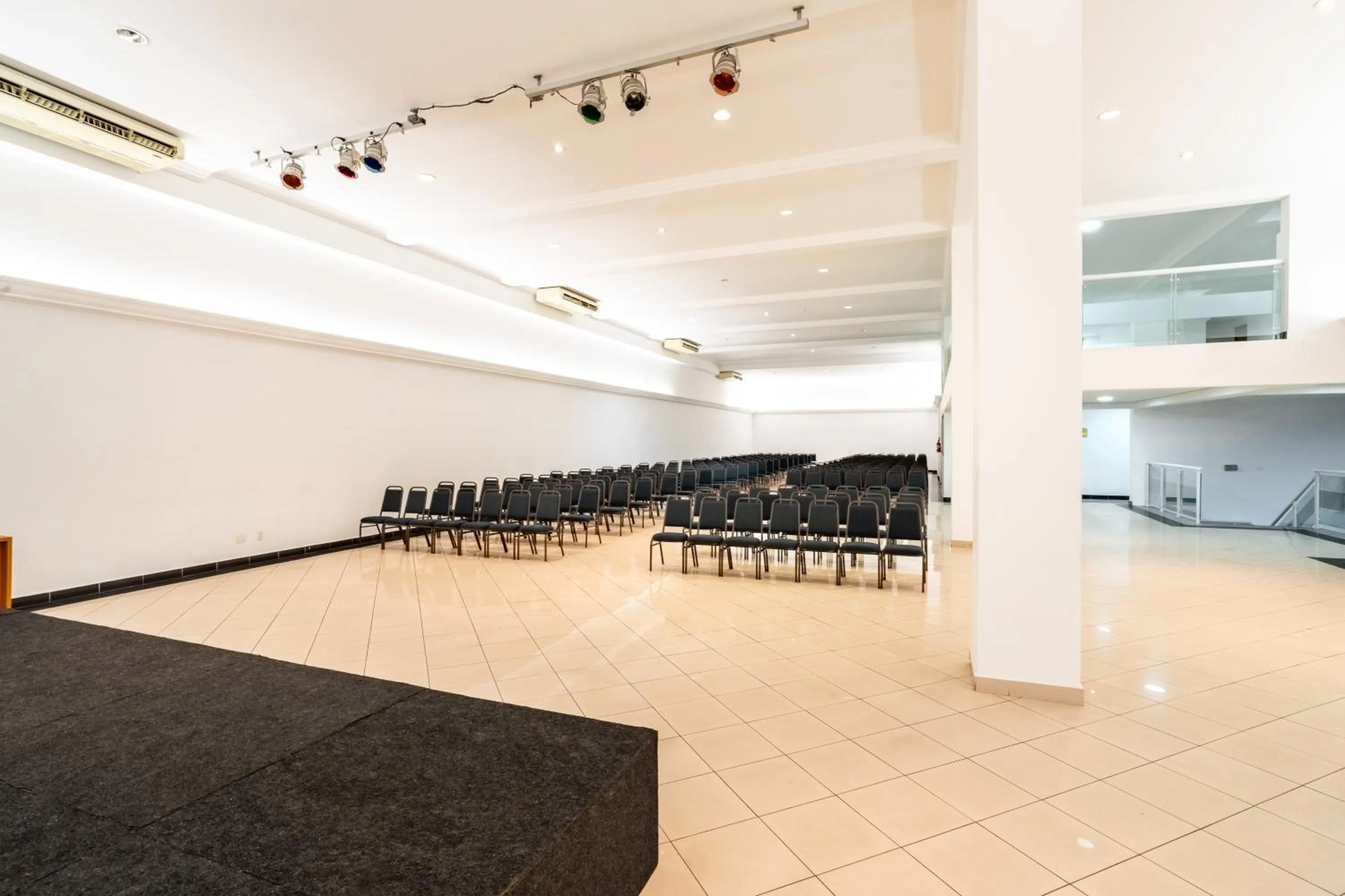 Meeting/conference room in Hotel Plaza Mayor