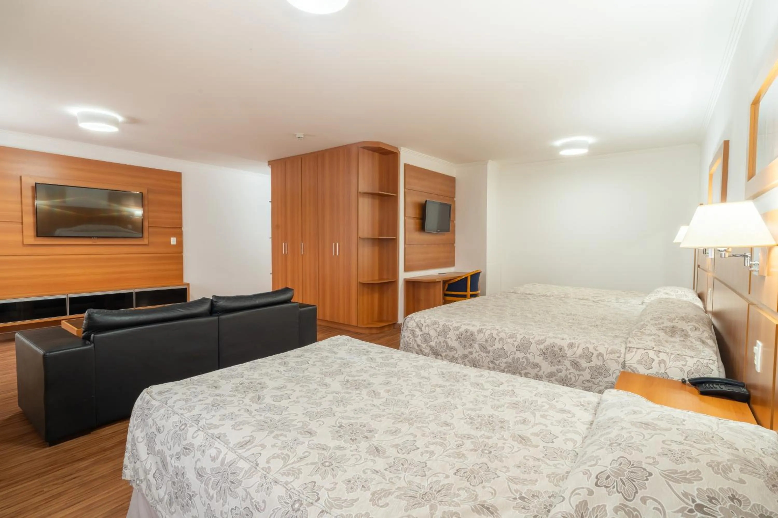 Bed in Hotel Plaza Mayor