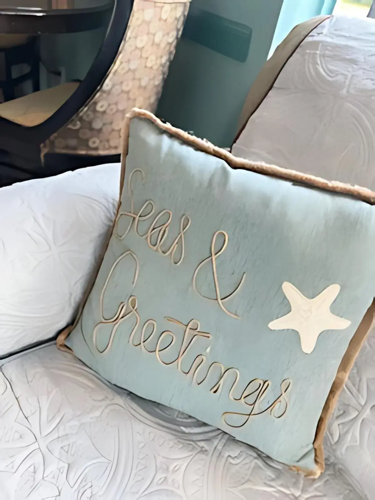 Seating area, Bed in Avalon Resort of Deerfield Beach Seating area, Bed in Avalon Resort of Deerfield Beach