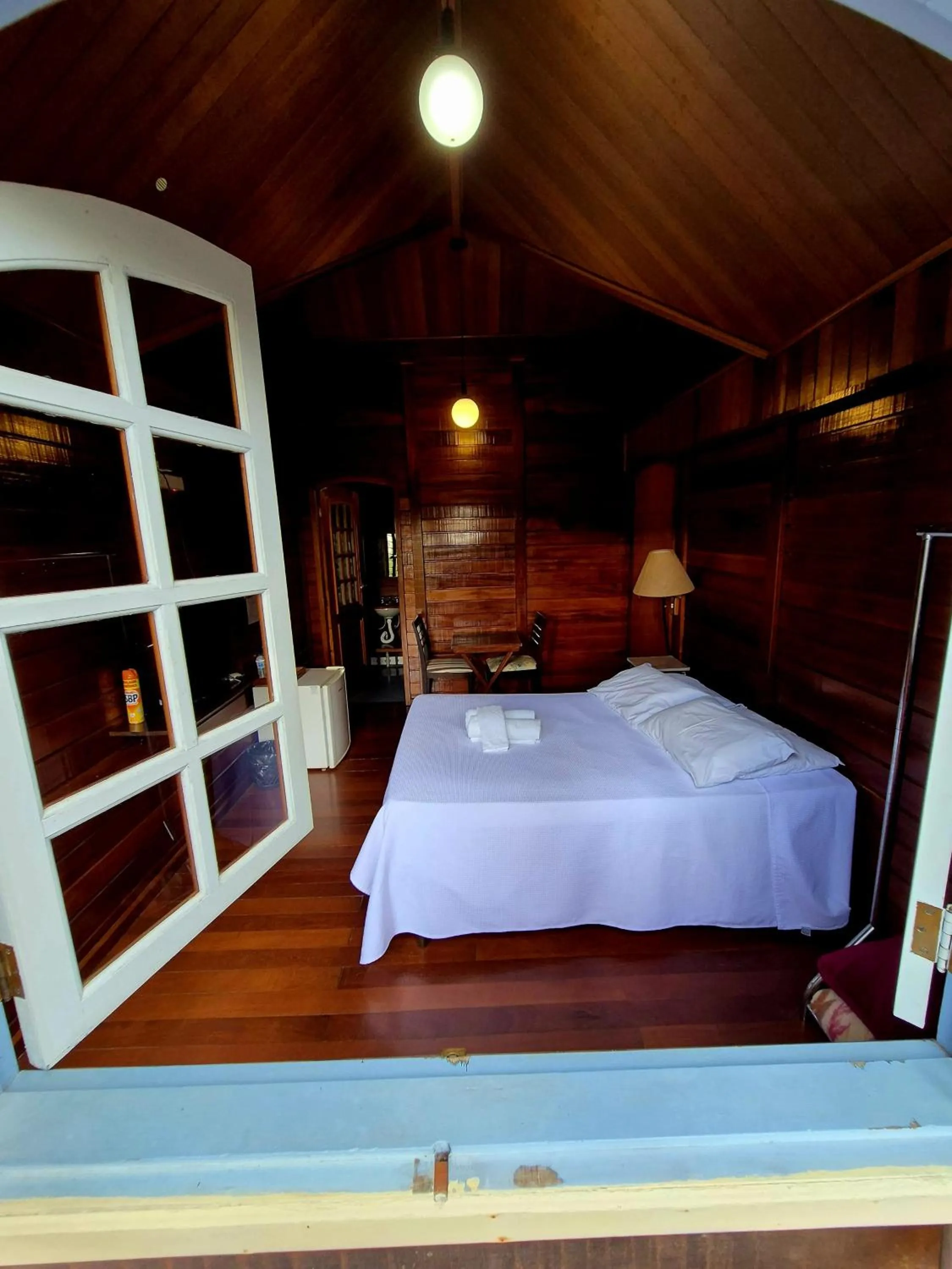 Bedroom, Bed in Pássaro de Fogo