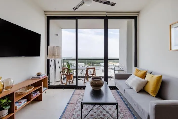 TV and multimedia in San Francisco by Andiani Travel