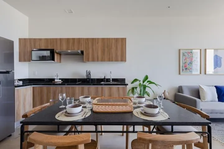 Kitchen or kitchenette in San Francisco by Andiani Travel