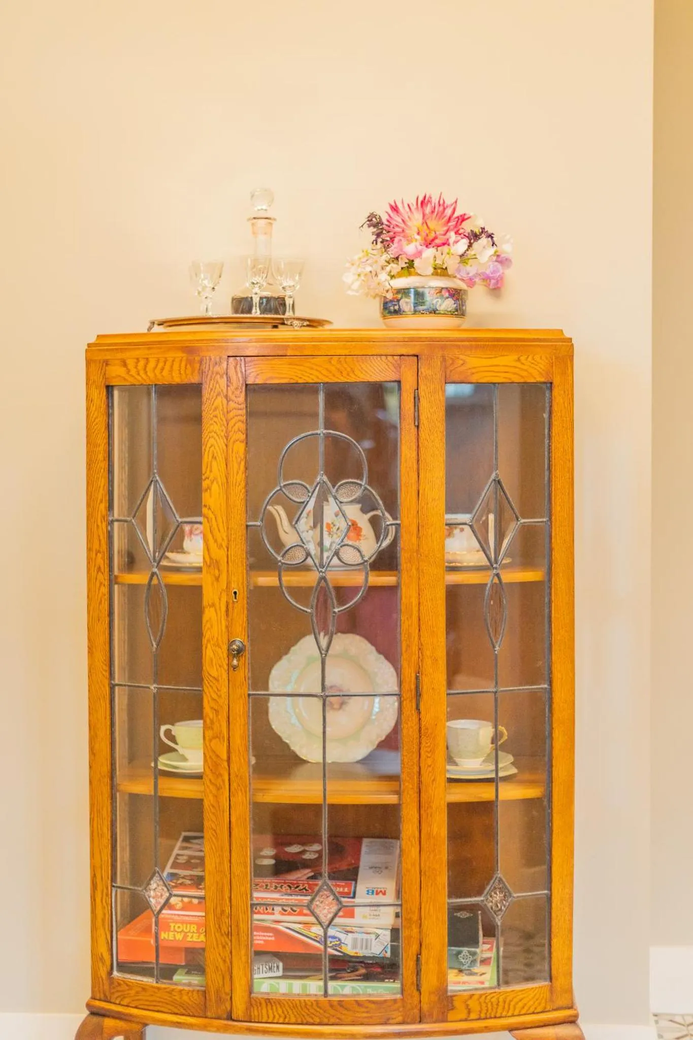 Alcoholic drinks in Bell Hill Apartments