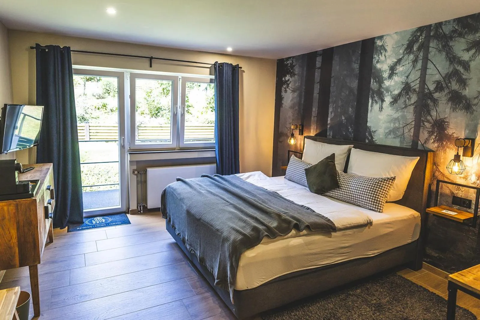 Photo of the whole room, Bed in Boutique Hotel LANDHAUSZEIT