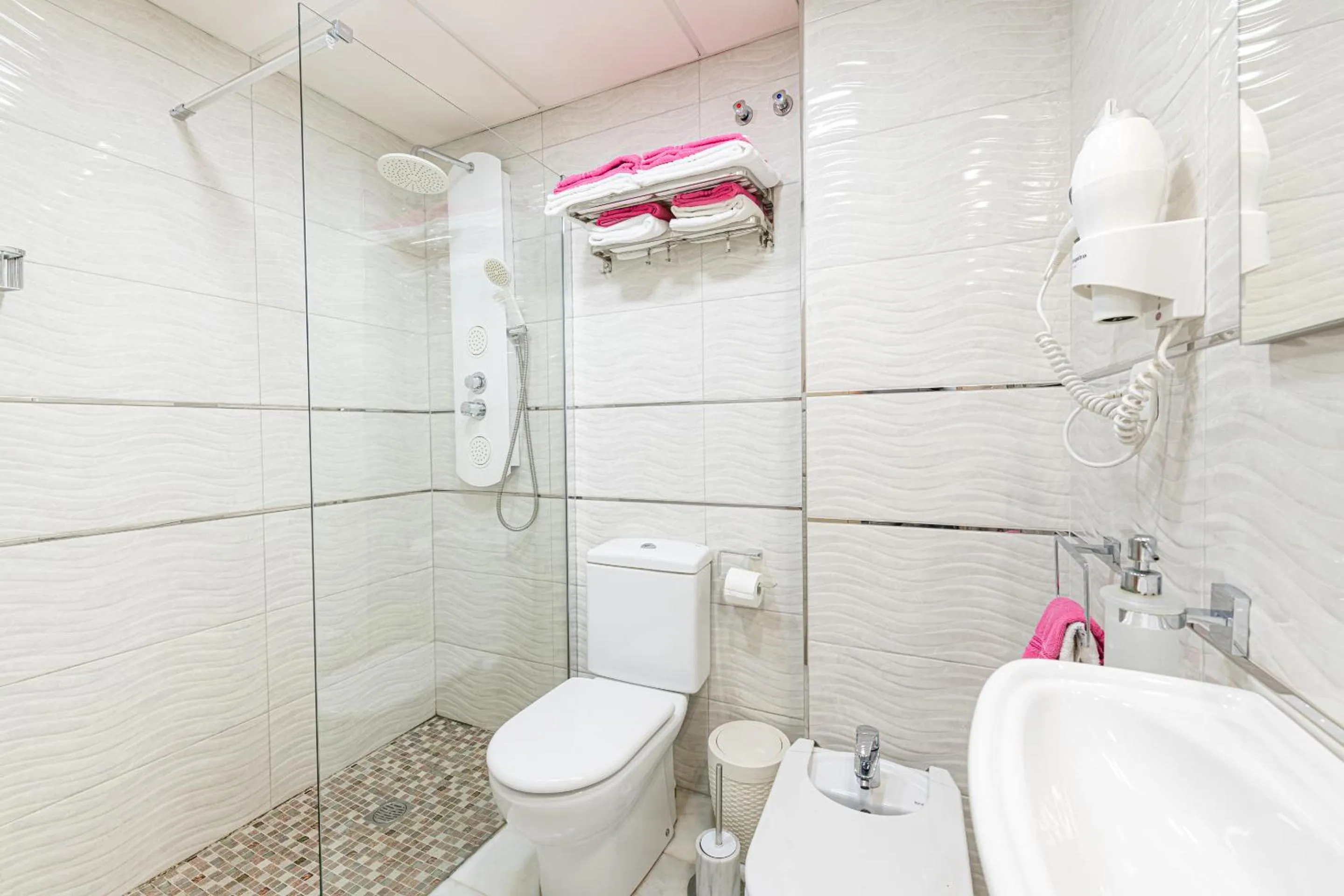 Bathroom in Luxury Home Poseidon