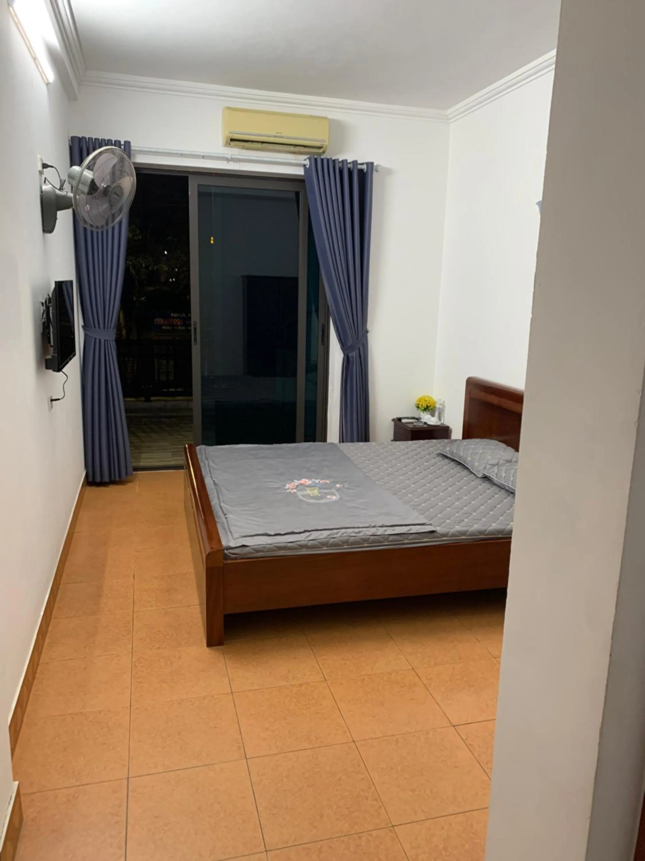 Bed in Khách Sạn Tuấn Thảo Cửa Lò