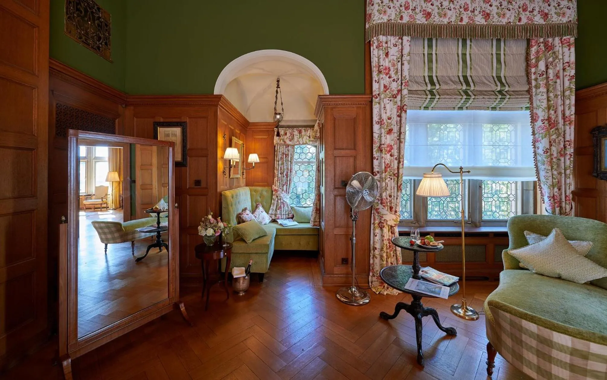 Living room in Schlosshotel Kronberg - Hotel Frankfurt