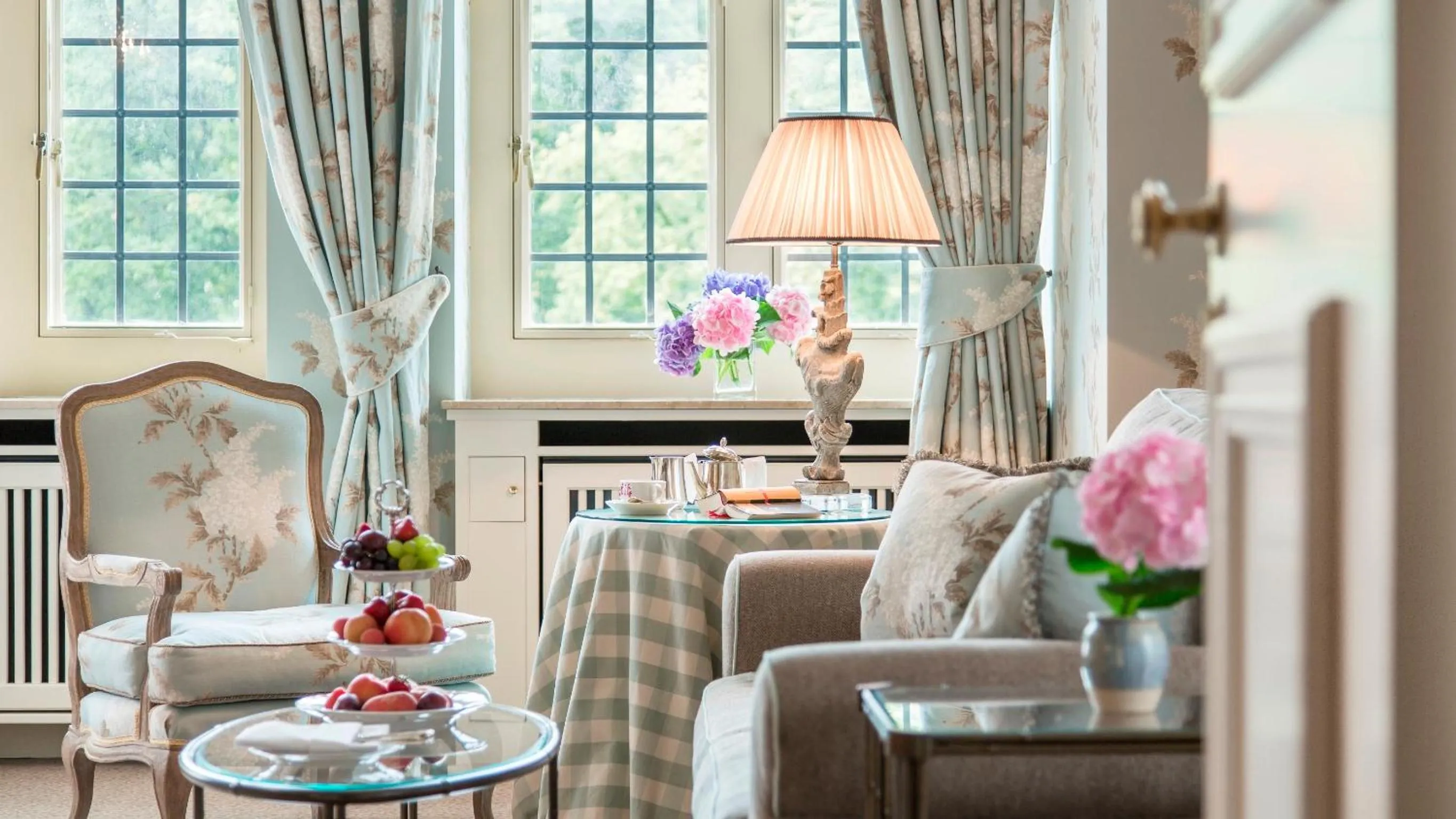 Seating area in Schlosshotel Kronberg - Hotel Frankfurt