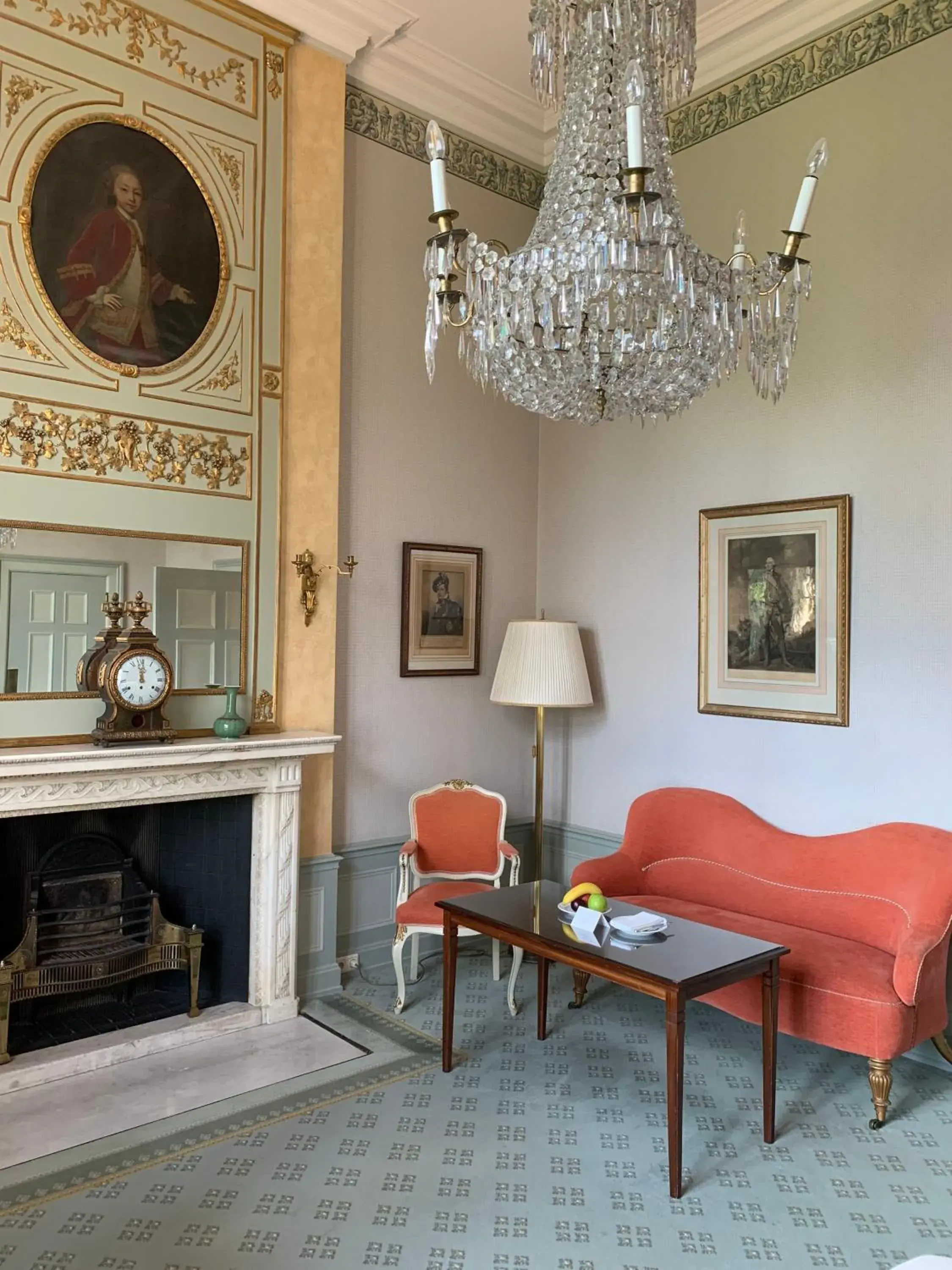 Heritage room in Schlosshotel Kronberg - Hotel Frankfurt Heritage room in Schlosshotel Kronberg - Hotel Frankfurt