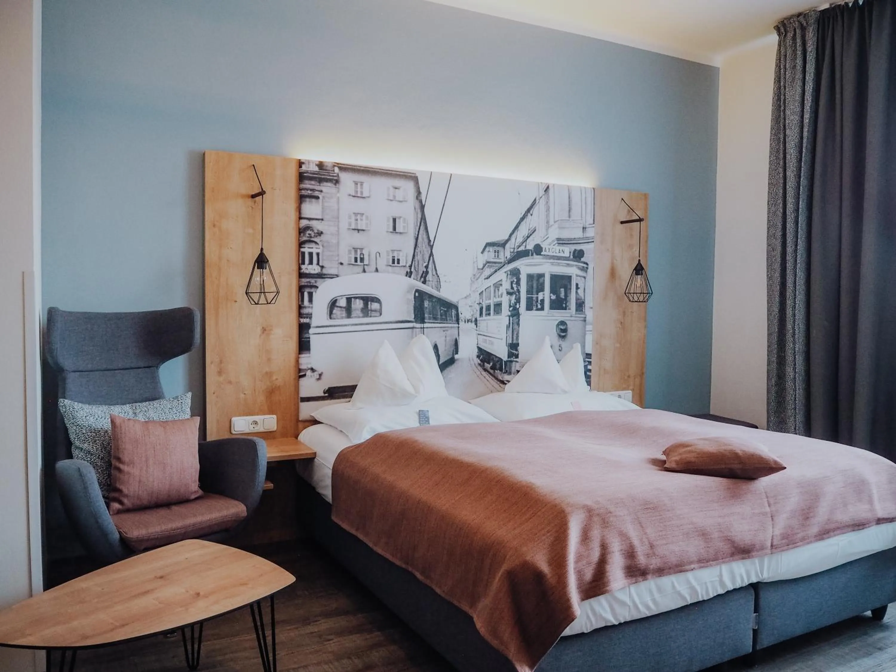 Bedroom, Bed in Levy's Rooms & Breakfast