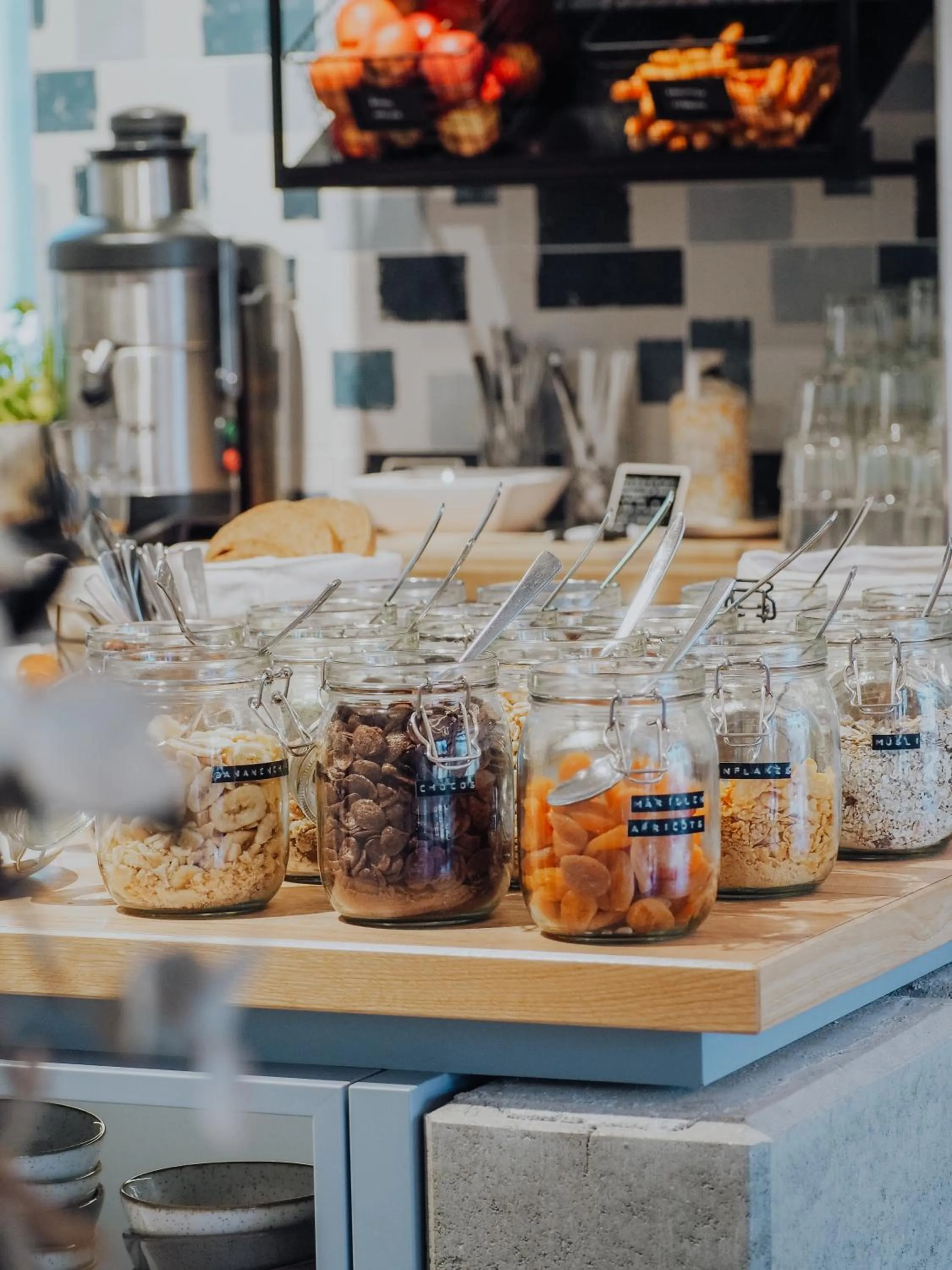 Breakfast in Levy's Rooms & Breakfast
