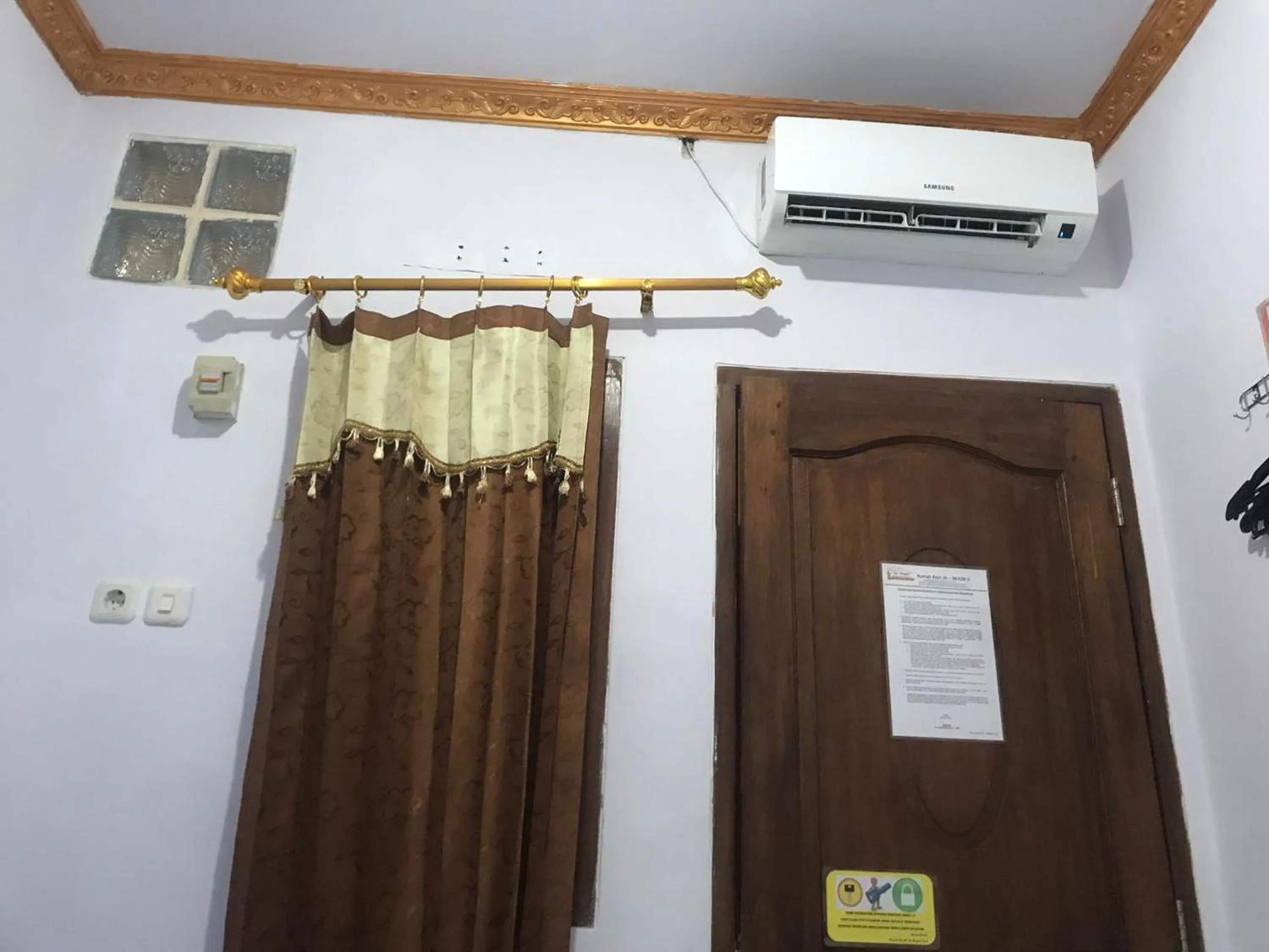 TV and multimedia in KoolKost Syariah near Pelabuhan Tanjung Priok (Minimum Stay 6 Nights)