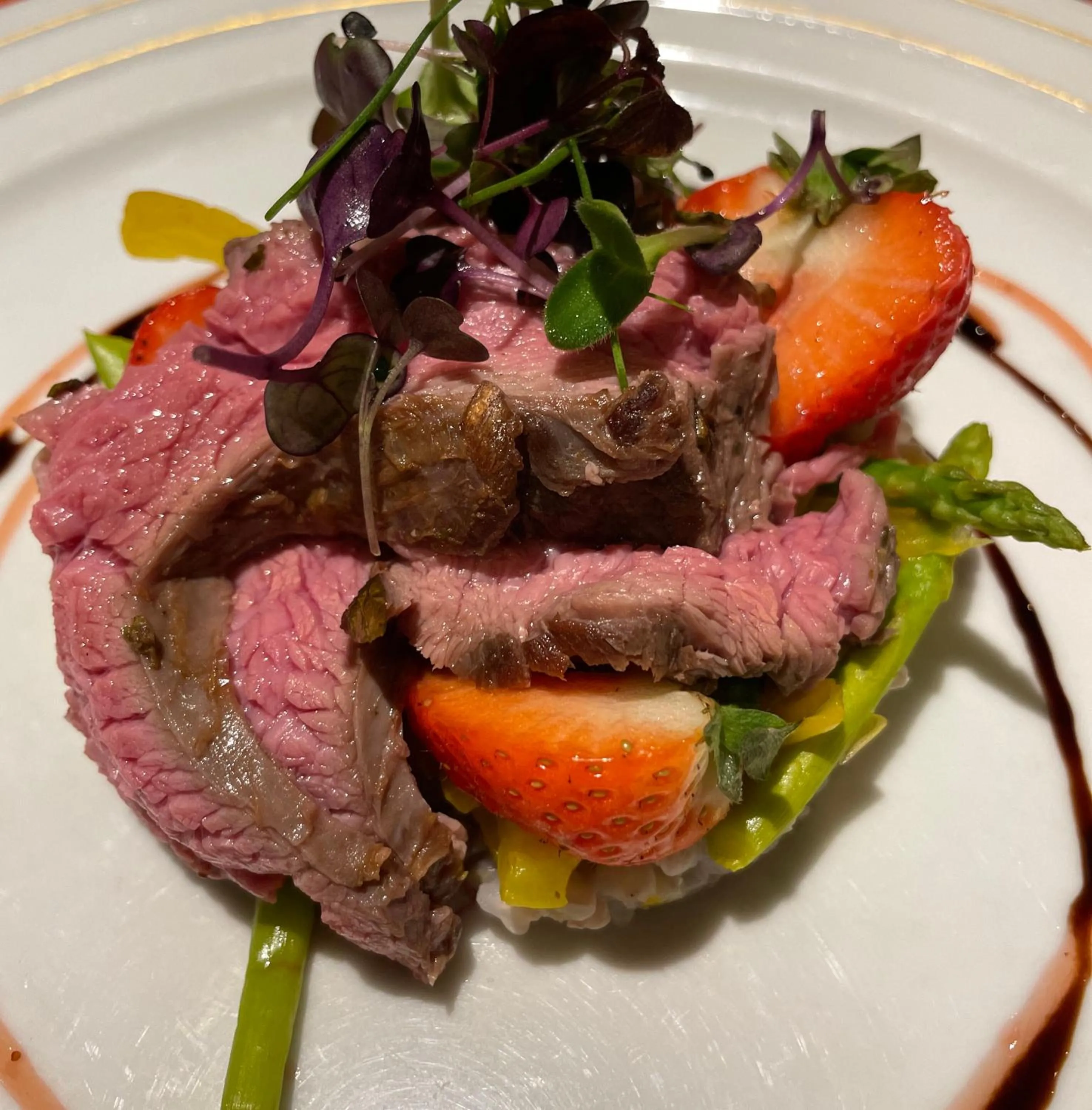 Restaurant/places to eat in Evident Hotel Prägant 4-Superior