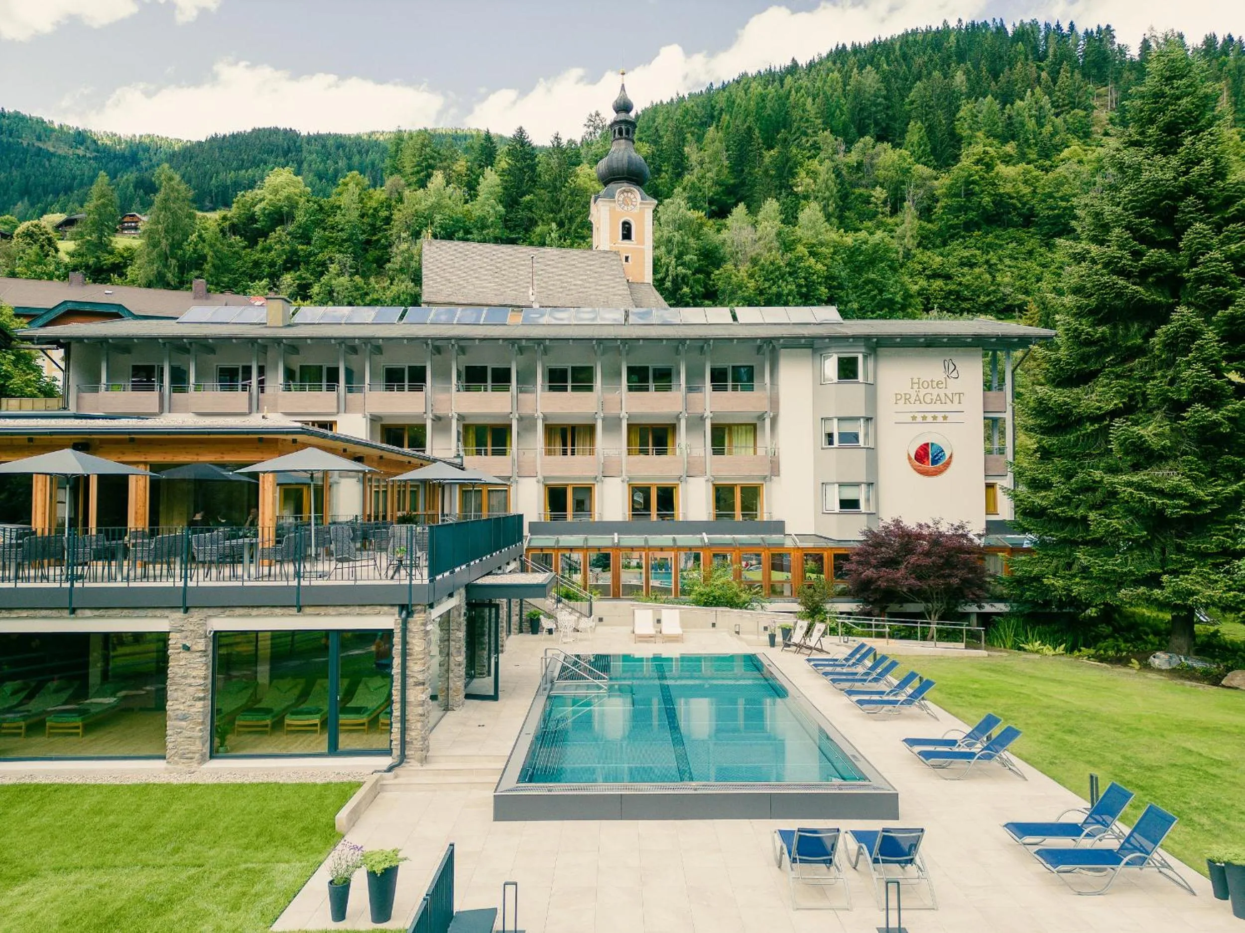 Property building in Evident Hotel Prägant 4-Superior