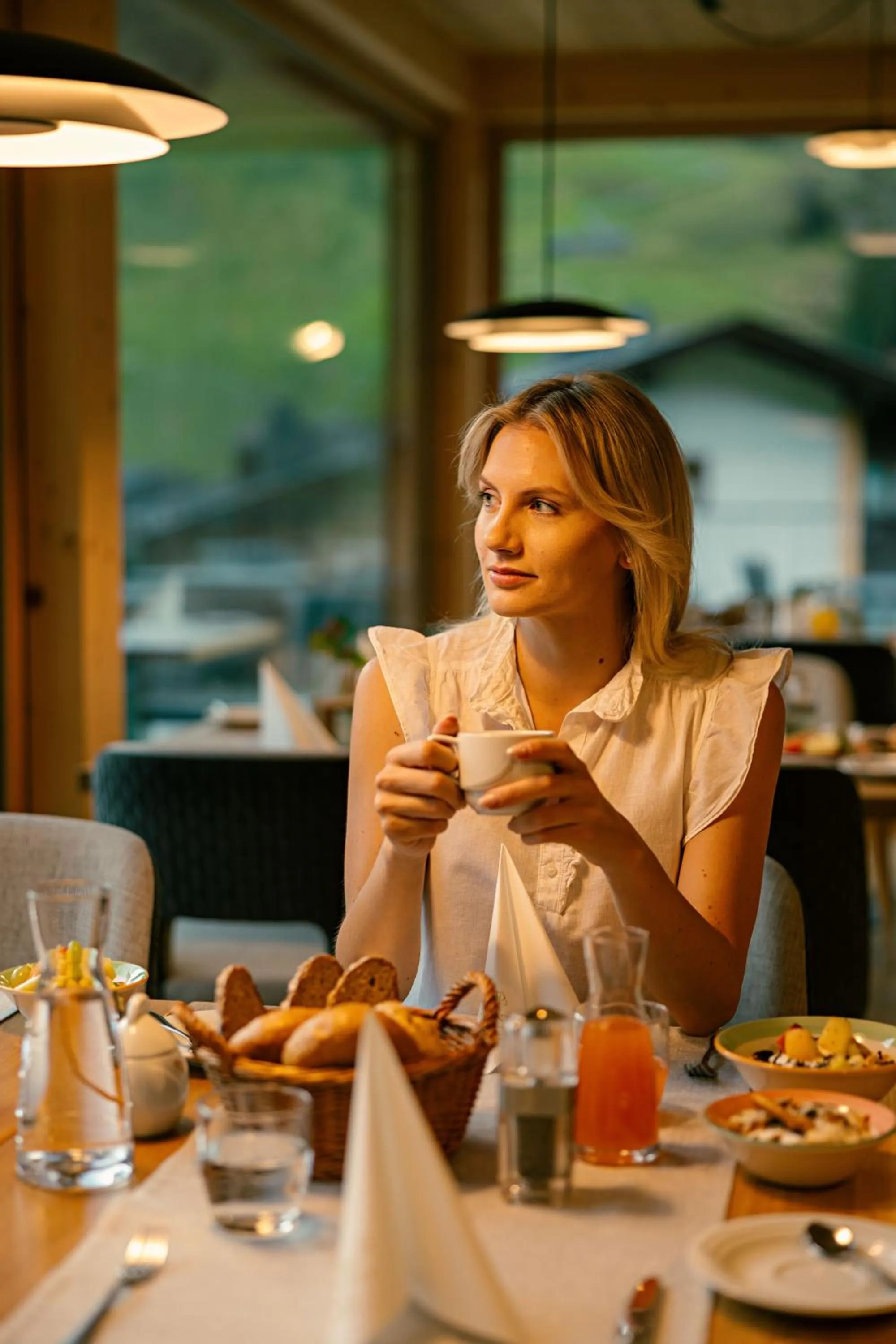 Restaurant/places to eat in Evident Hotel Prägant 4-Superior