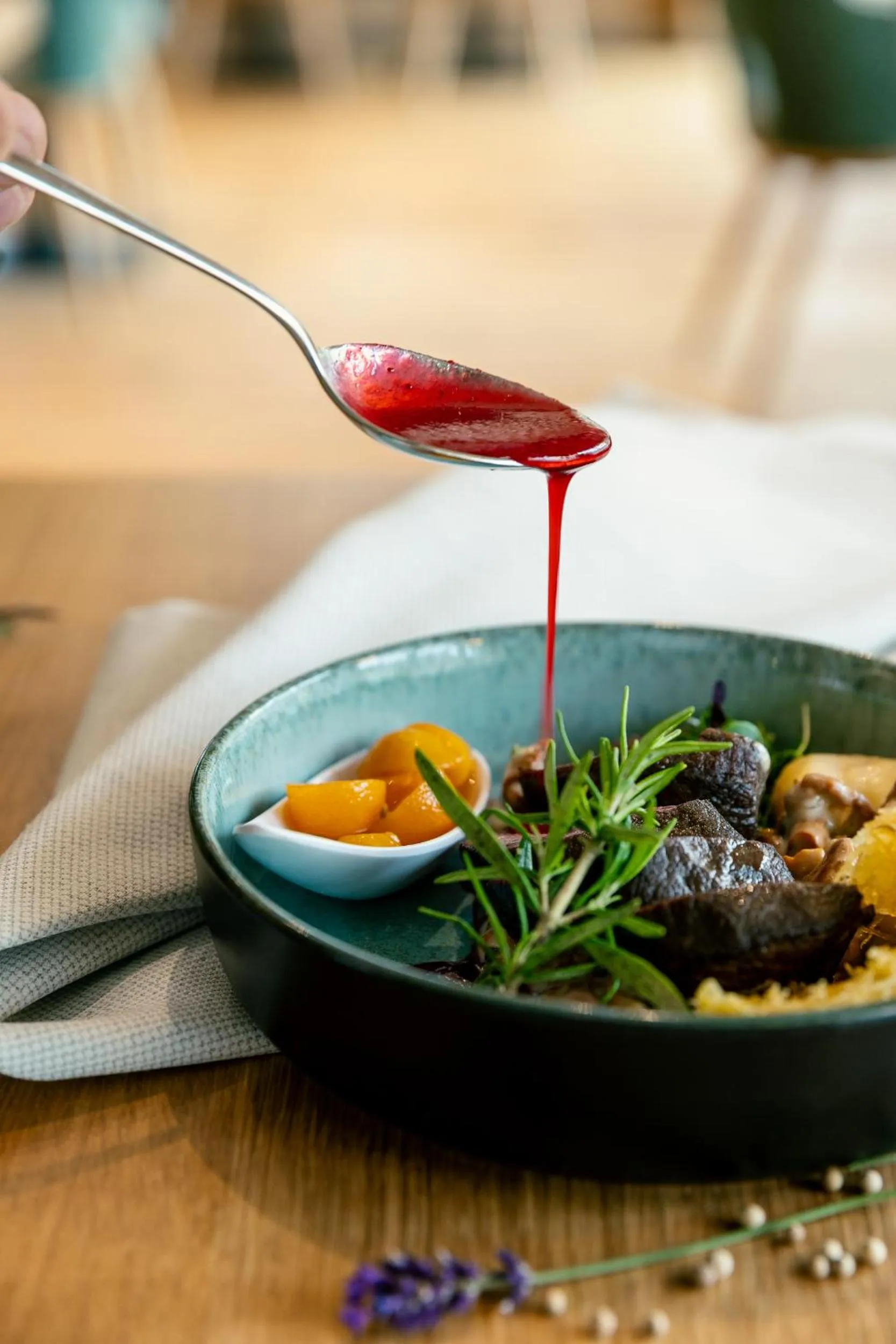 Food and drinks in Evident Hotel Prägant 4-Superior