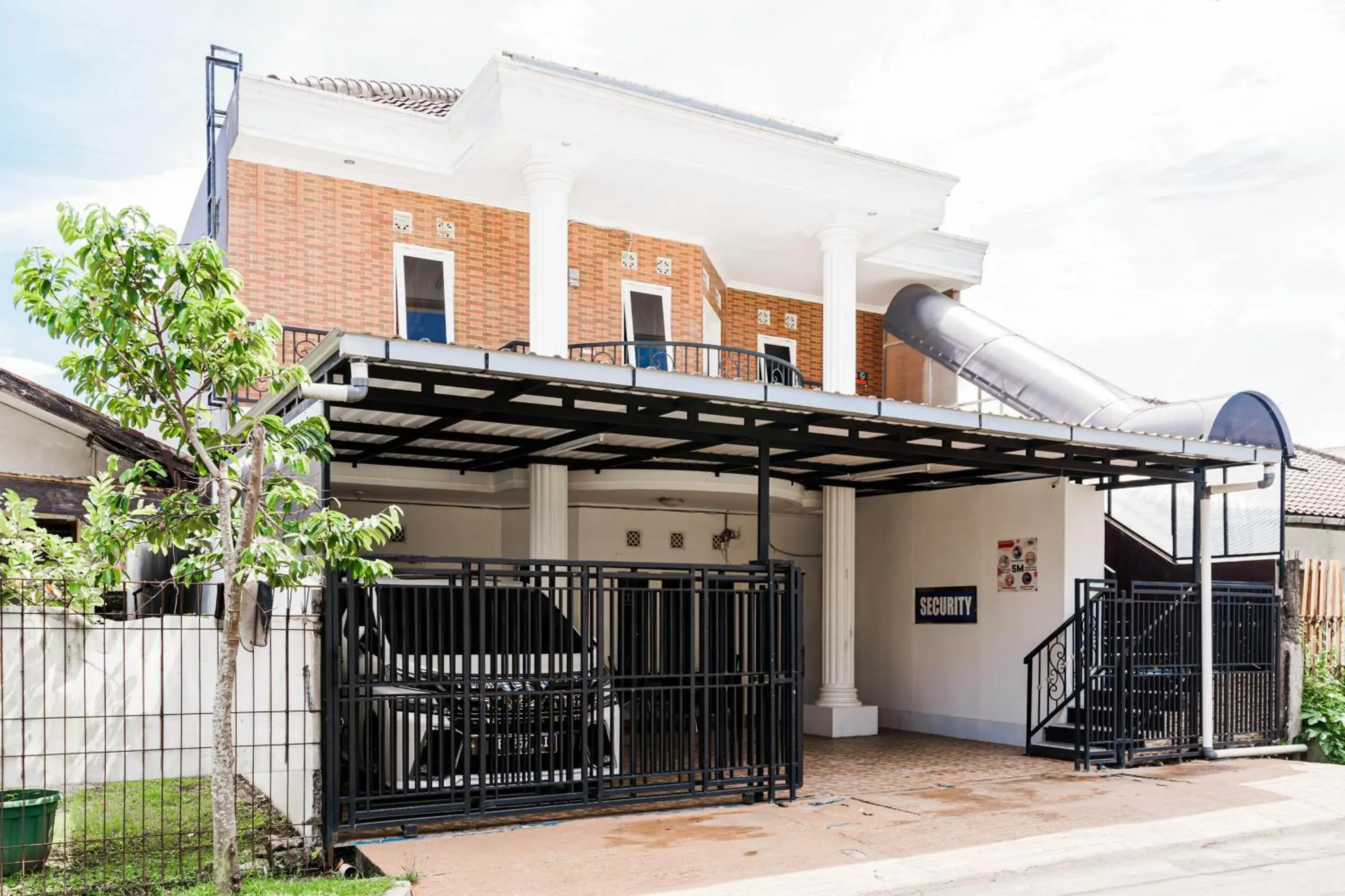 Fast Hous Syariah Bogor Mitra RedDoorz Fast Hous Syariah Bogor Mitra RedDoorz