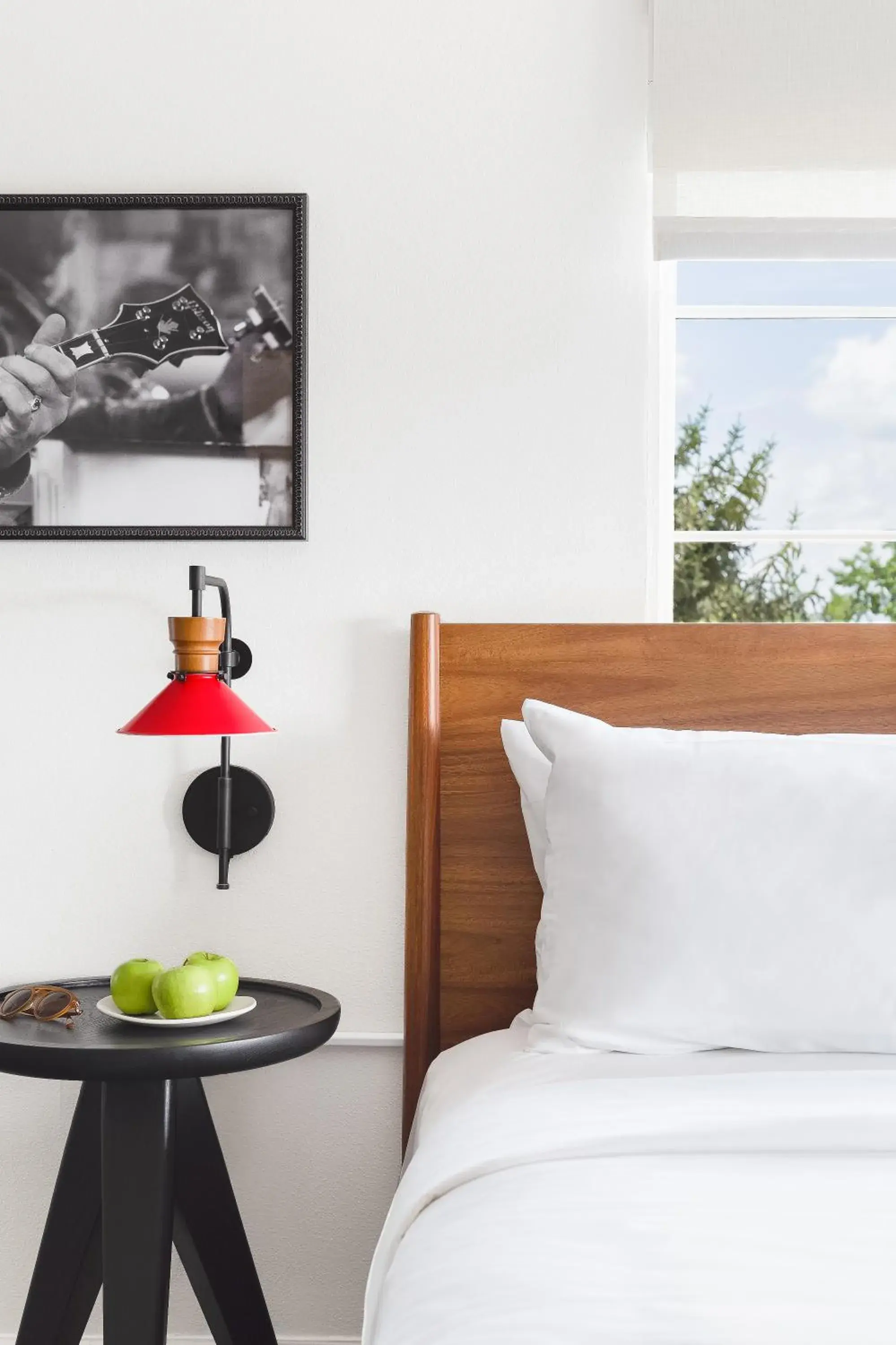 Bed in Elwood Hotel & Suites Bed in Elwood Hotel & Suites