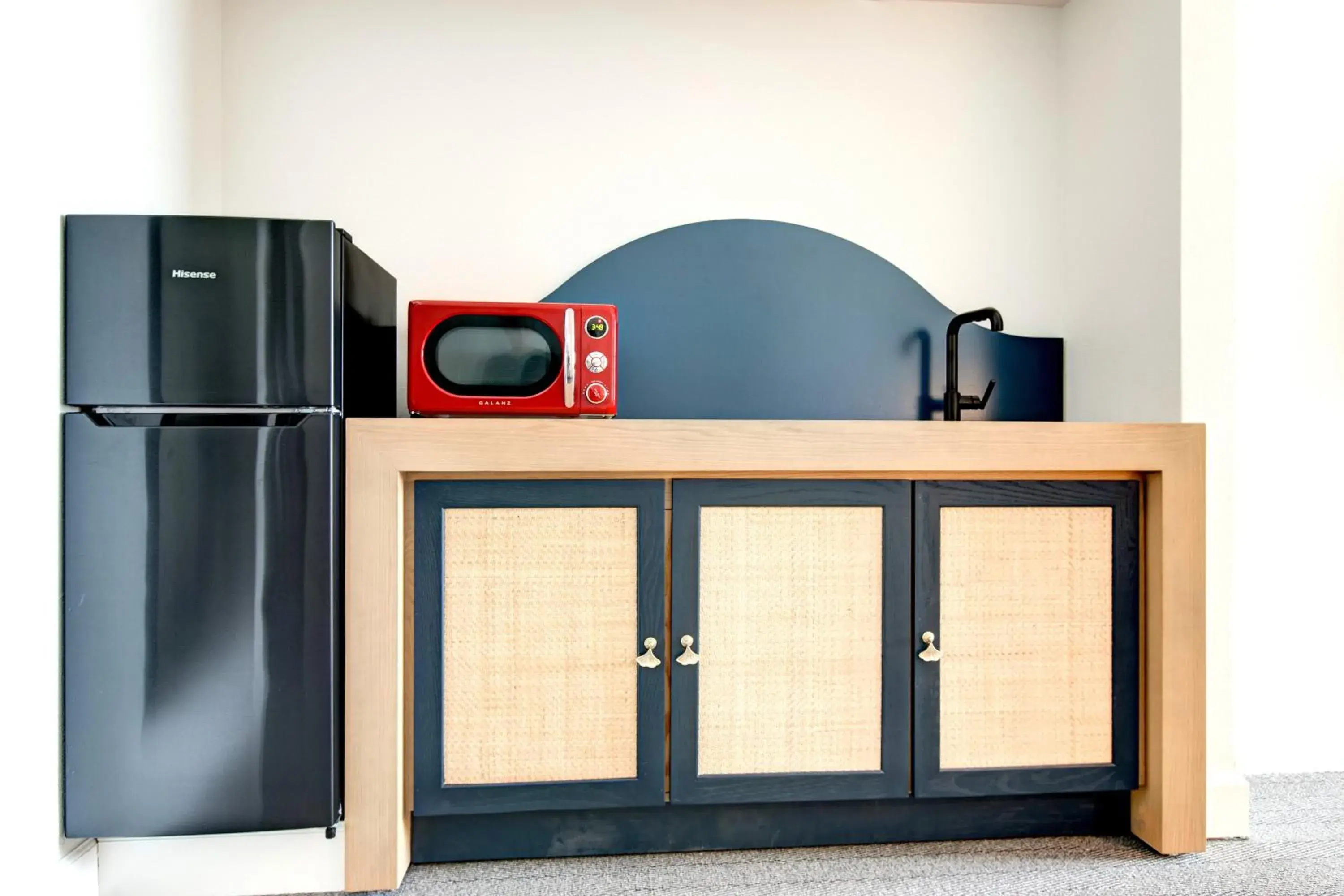 King Junior Suite in Elwood Hotel & Suites King Junior Suite in Elwood Hotel & Suites