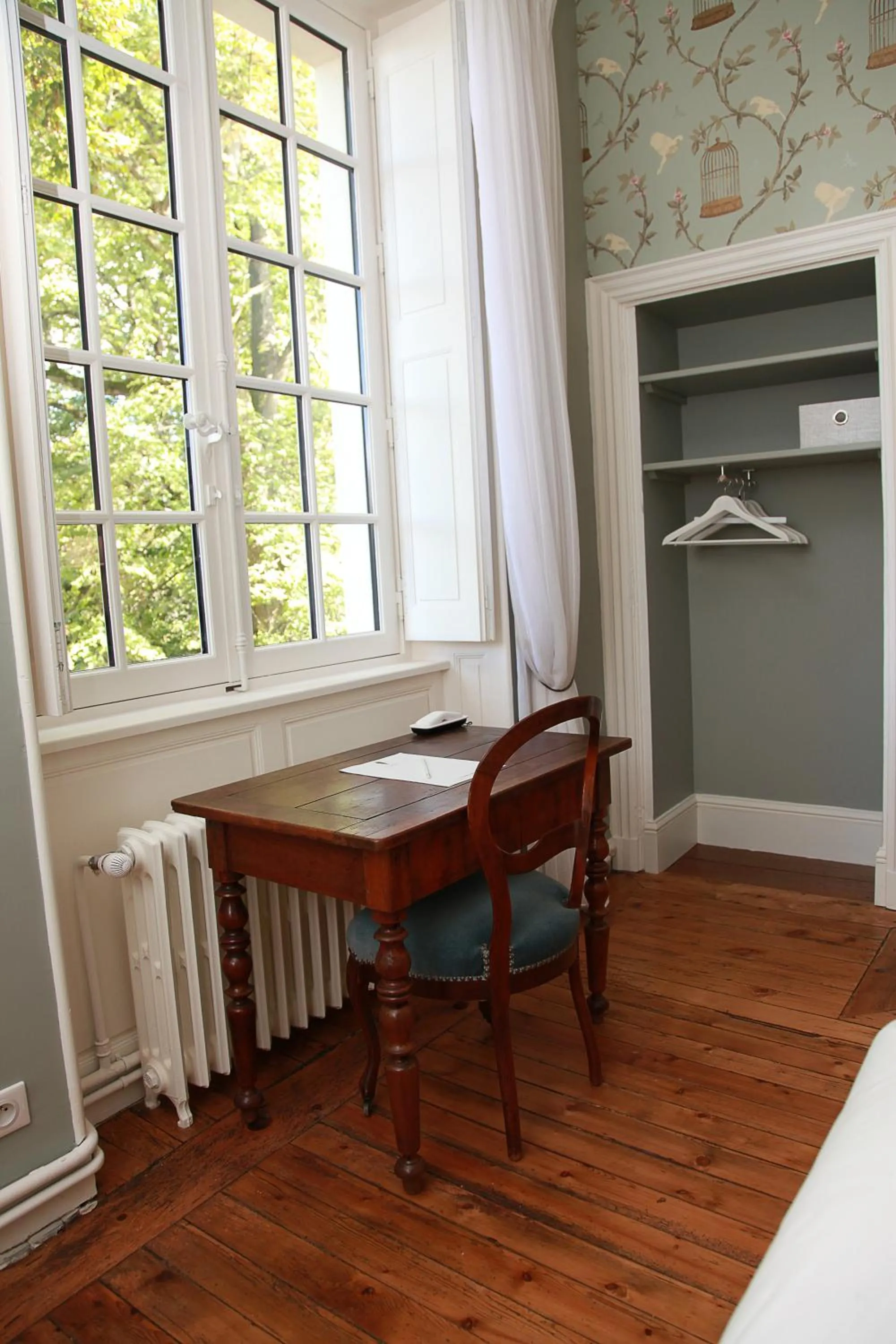 Spring in Hôtel Le Gentleman