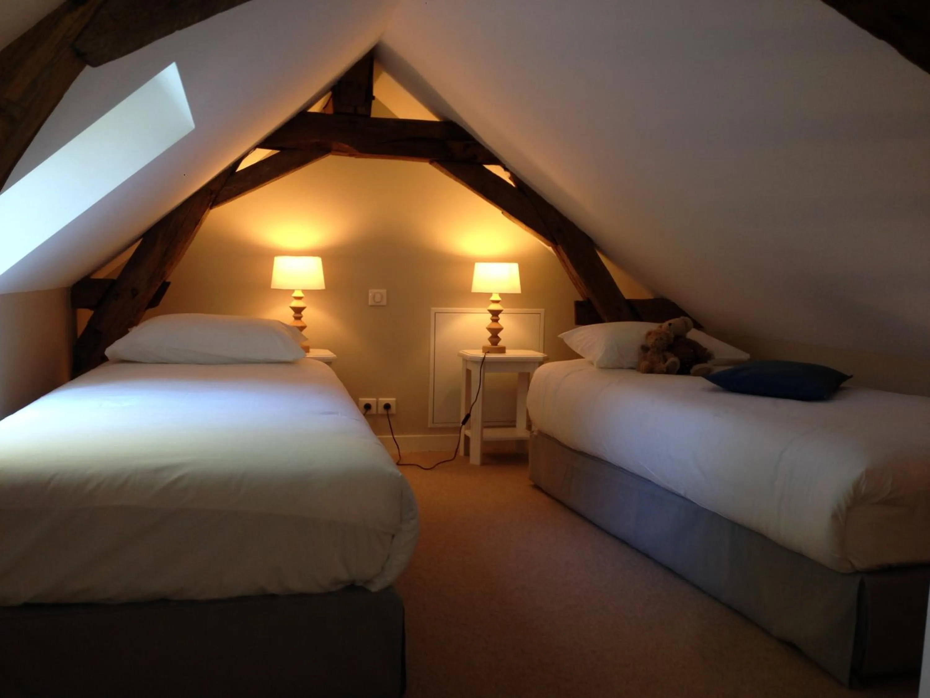 Bed in Hôtel Le Gentleman