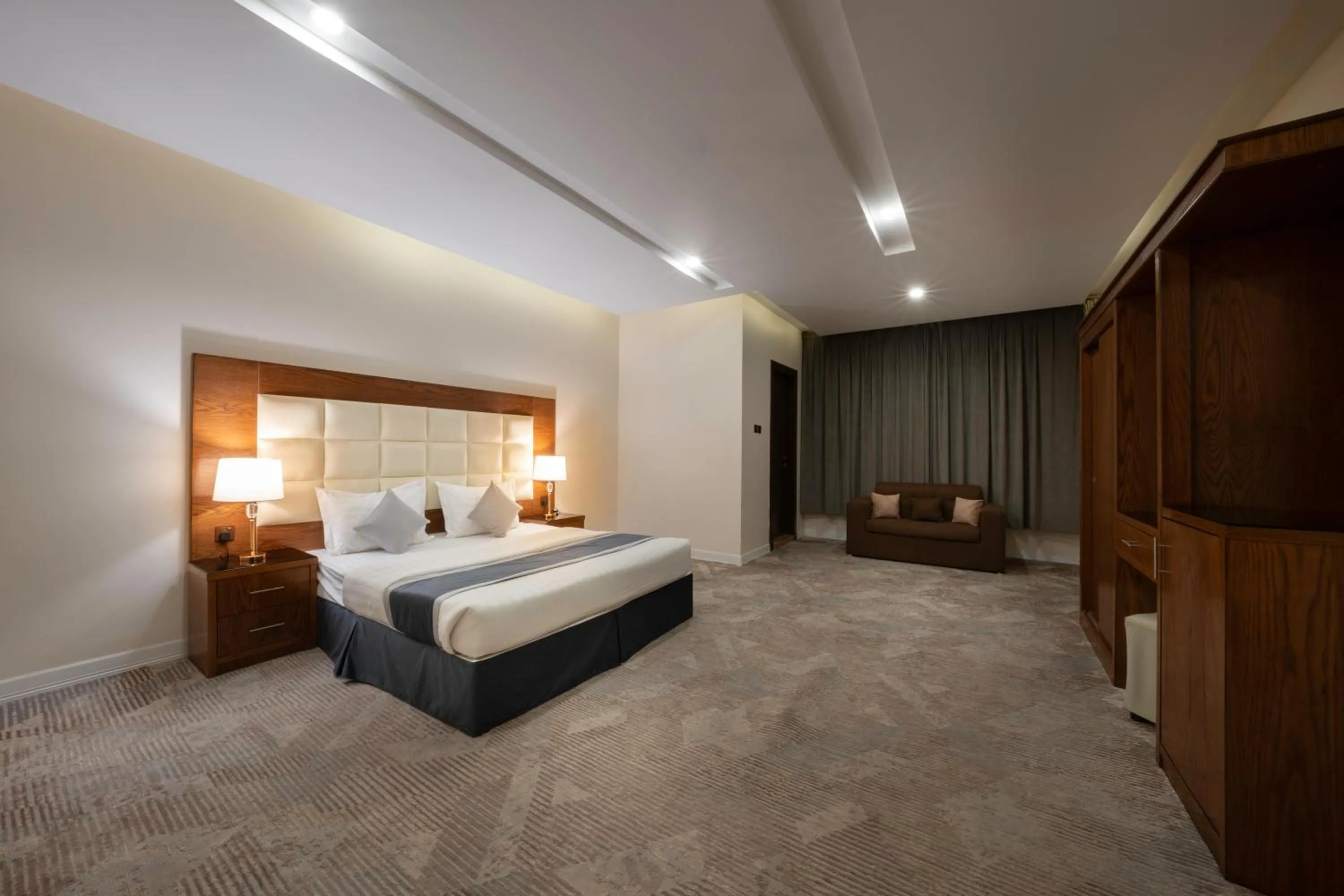 Bed in Diaara Hotel Appartments