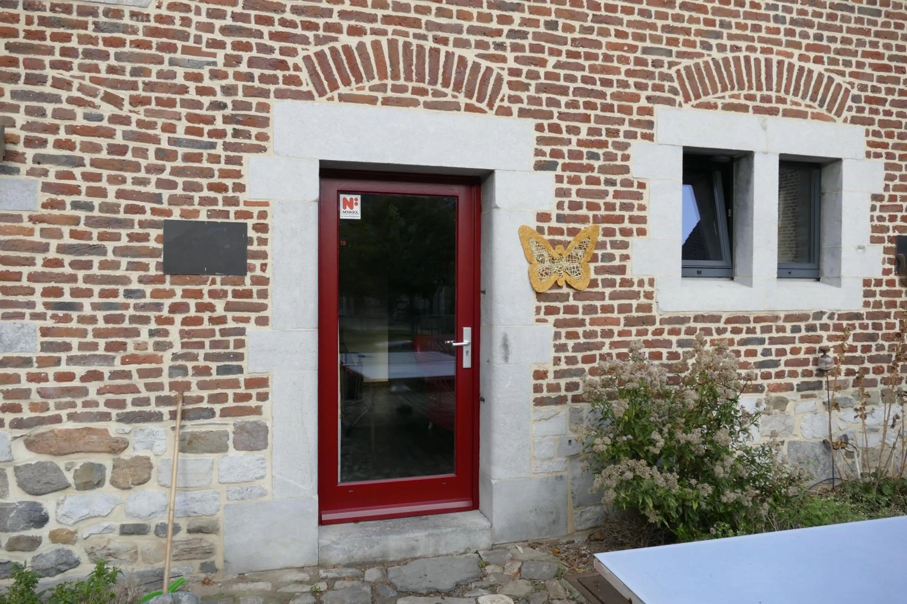 Facade/entrance in Apartments Cour d'Aix