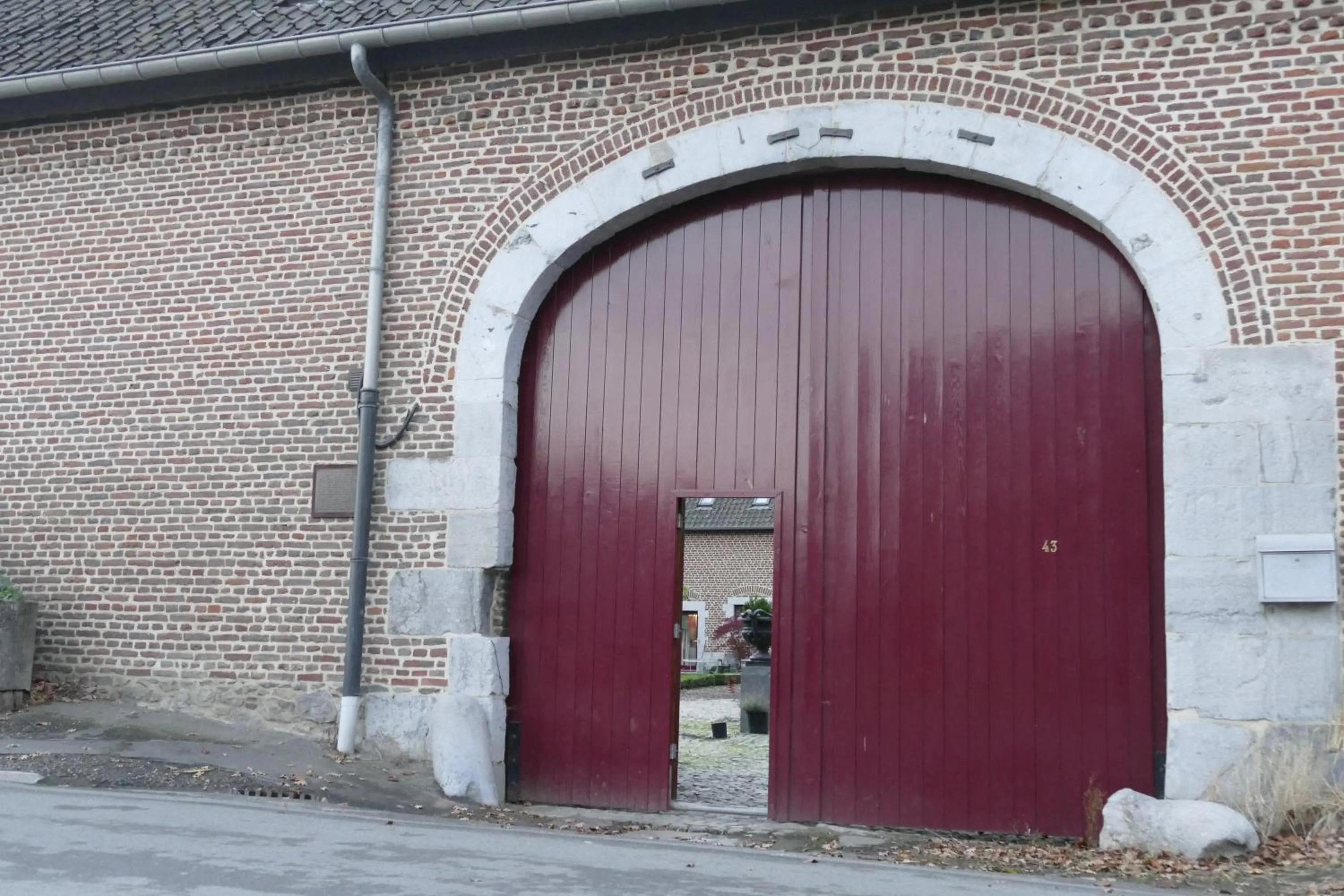 Facade/entrance in Apartments Cour d'Aix