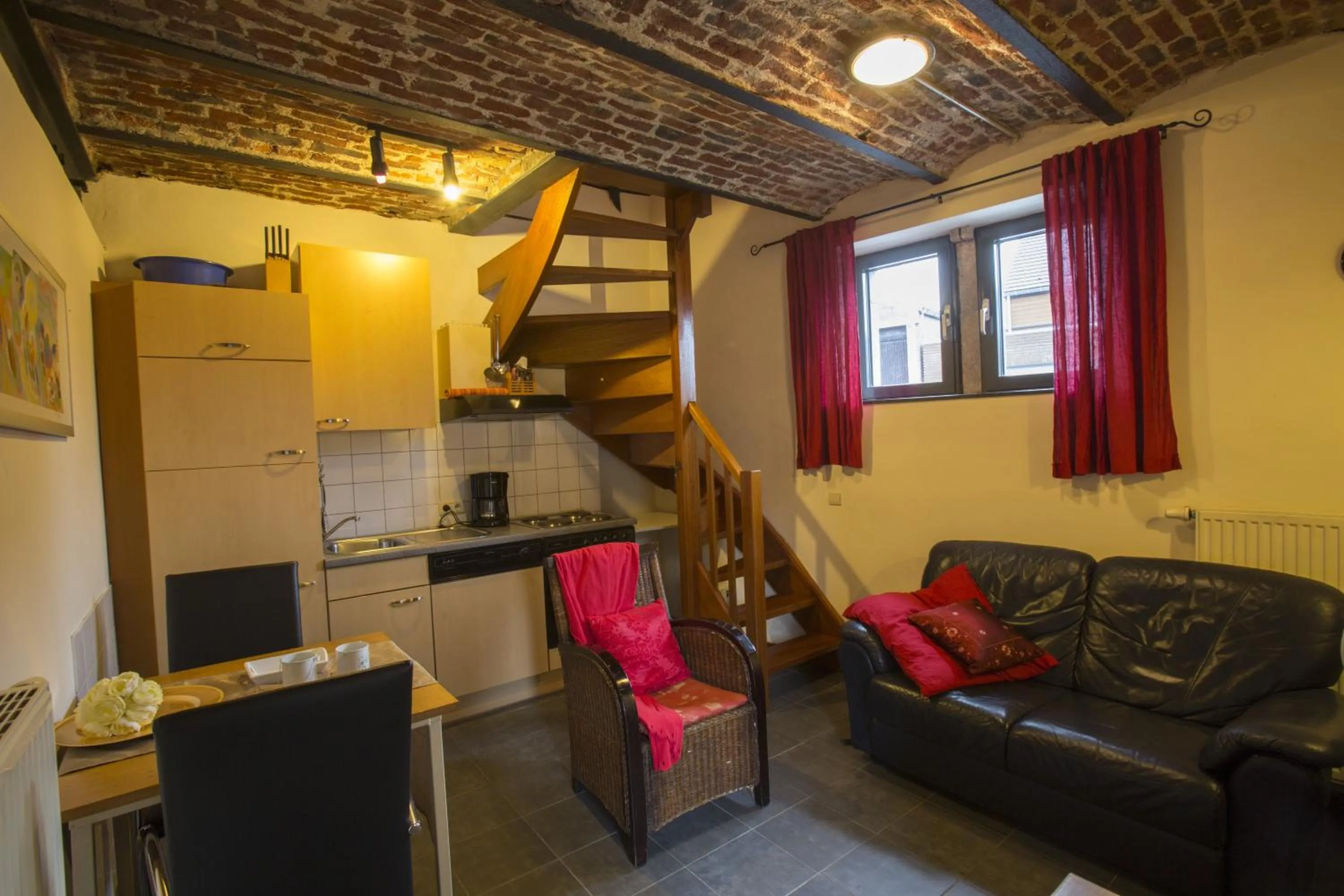 Photo of the whole room in Apartments Cour d'Aix