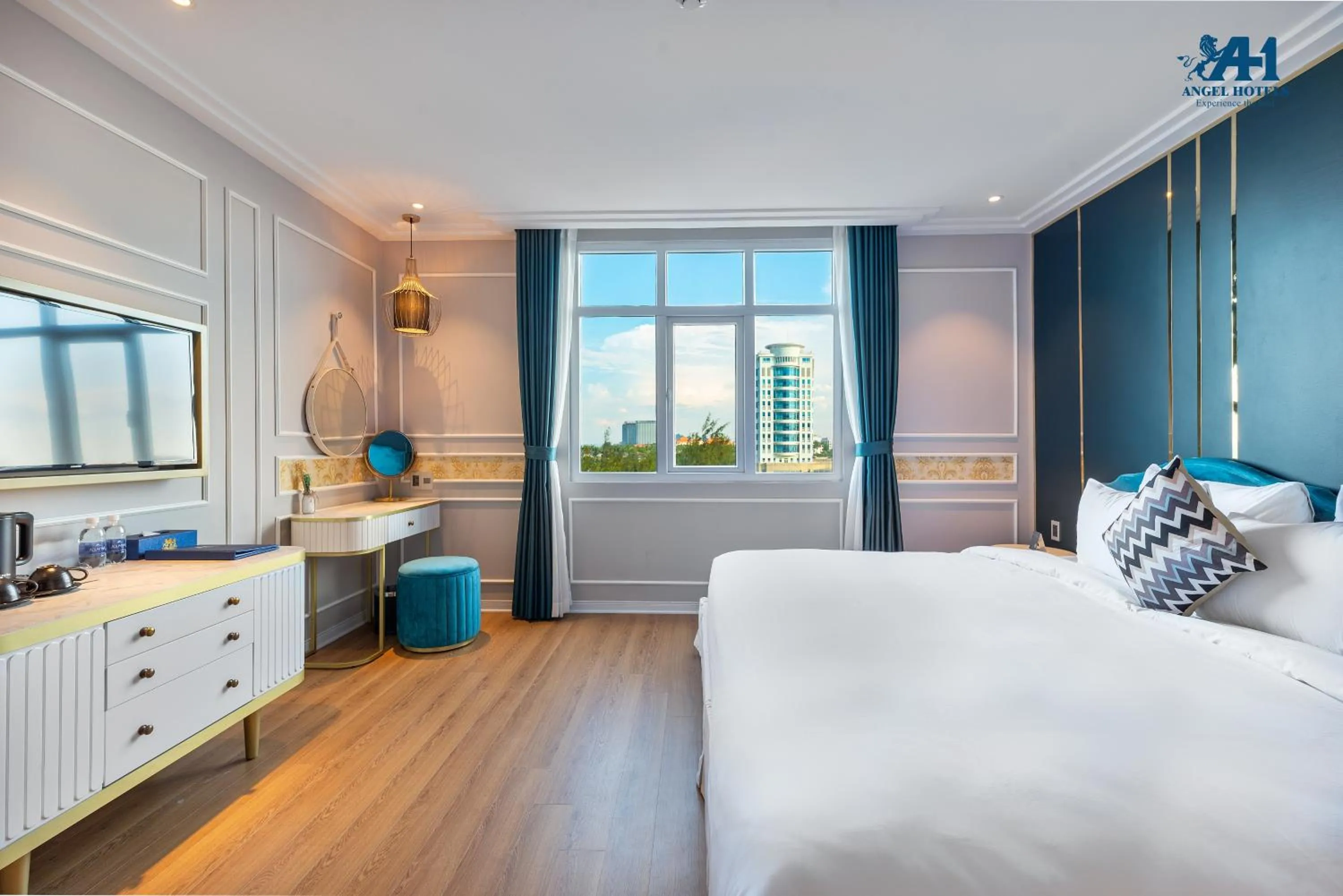 Photo of the whole room, Bed in Angel Beach Hotel Danang