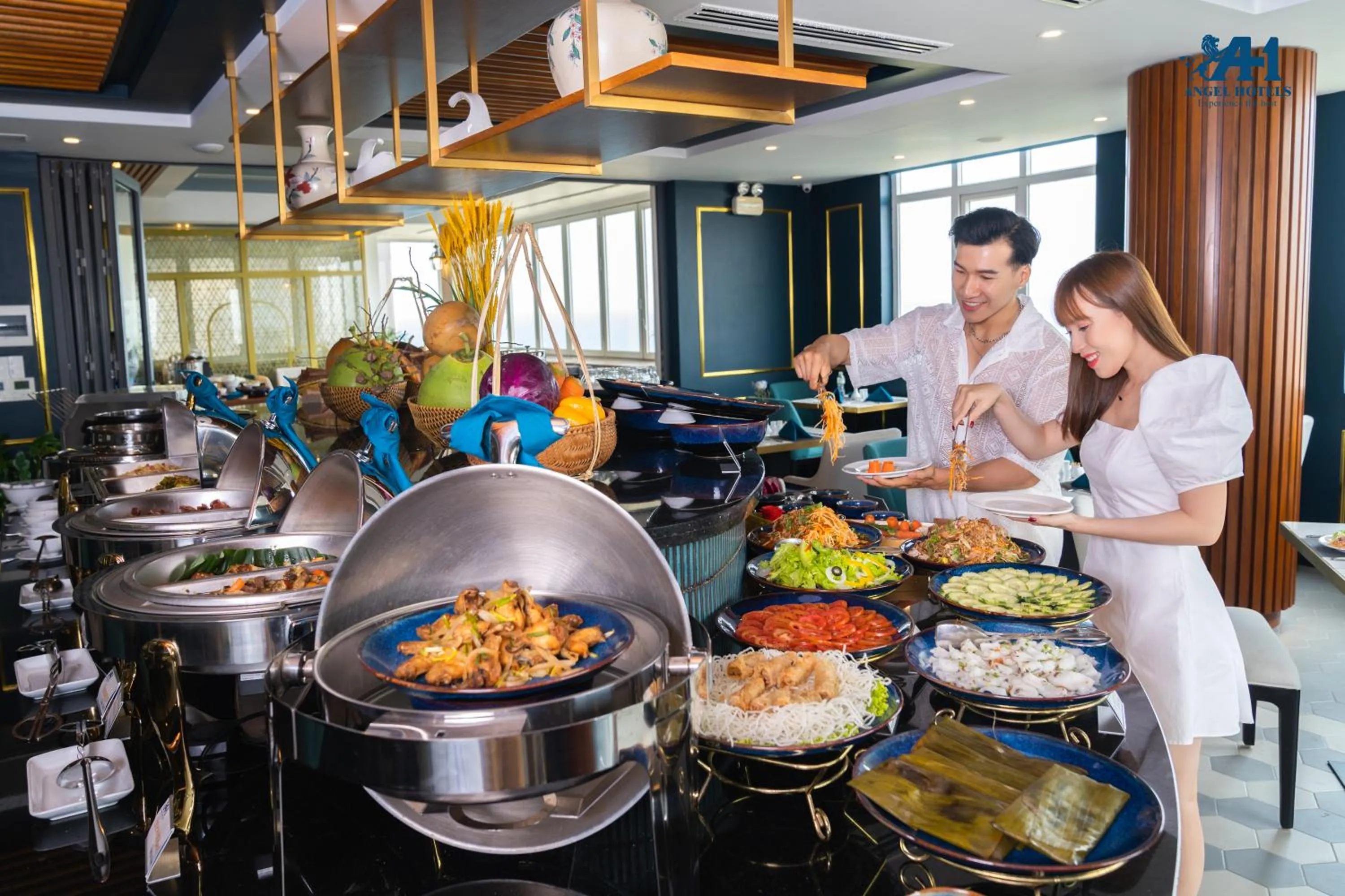 Restaurant/places to eat in Angel Beach Hotel Danang