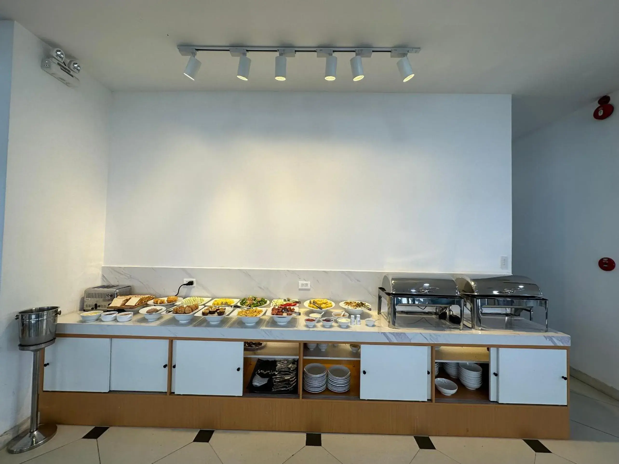 Restaurant/places to eat in Lamanga Hotel & Suites Restaurant/places to eat in Lamanga Hotel & Suites