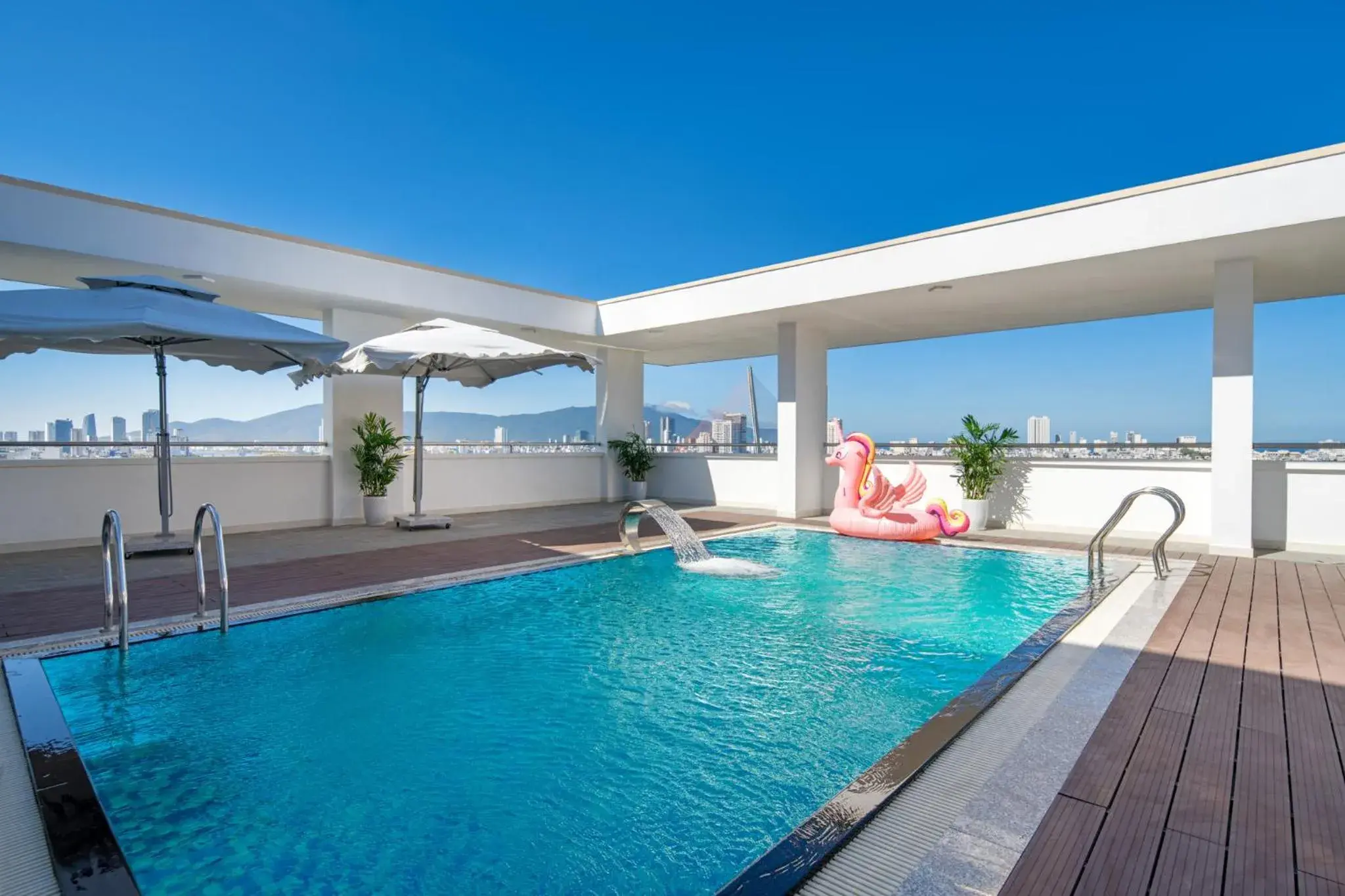 Swimming pool in Lamanga Hotel & Suites Swimming pool in Lamanga Hotel & Suites