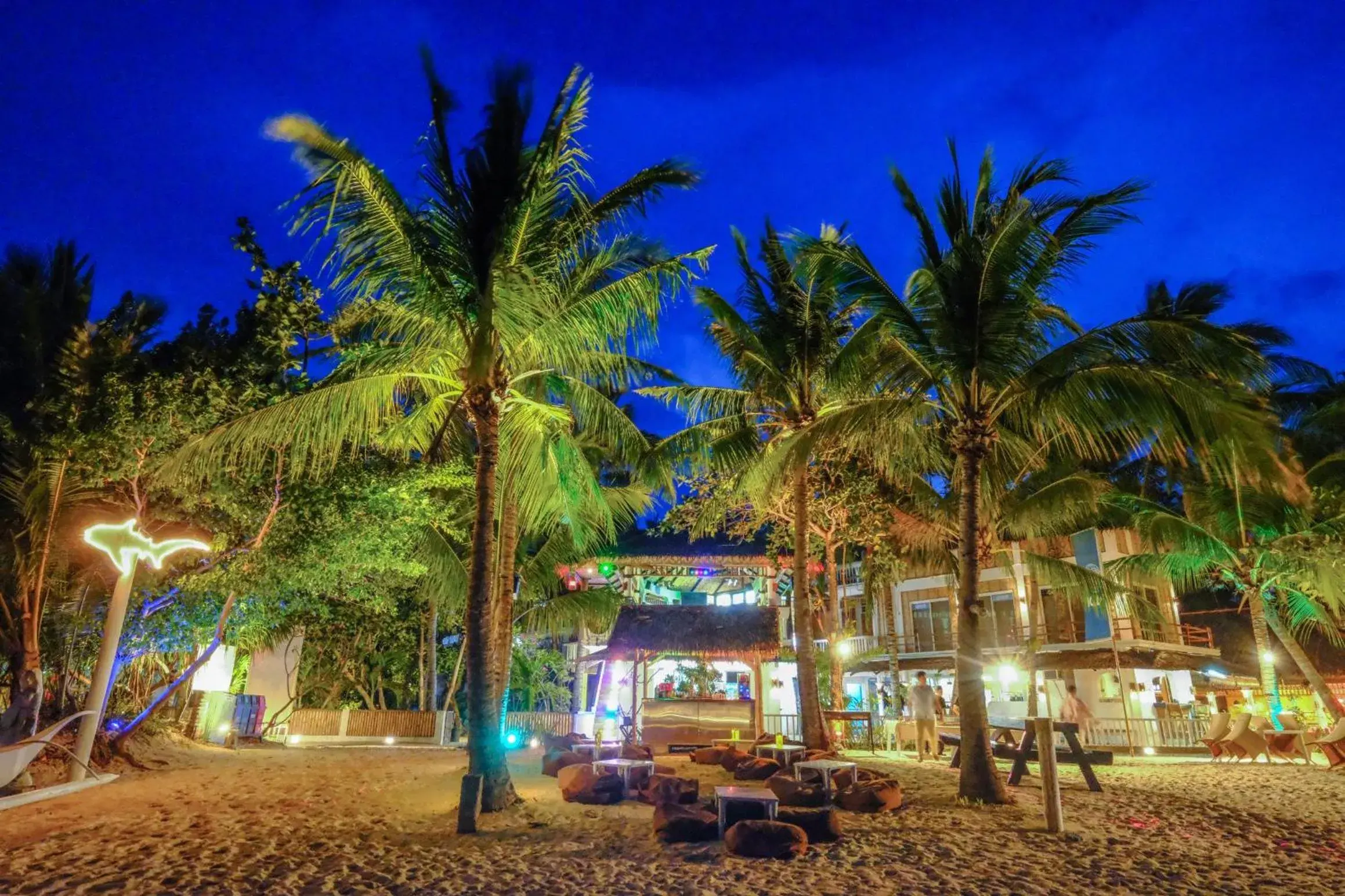 Restaurant/places to eat in Malapascua Exotic Island Dive Resort Restaurant/places to eat in Malapascua Exotic Island Dive Resort