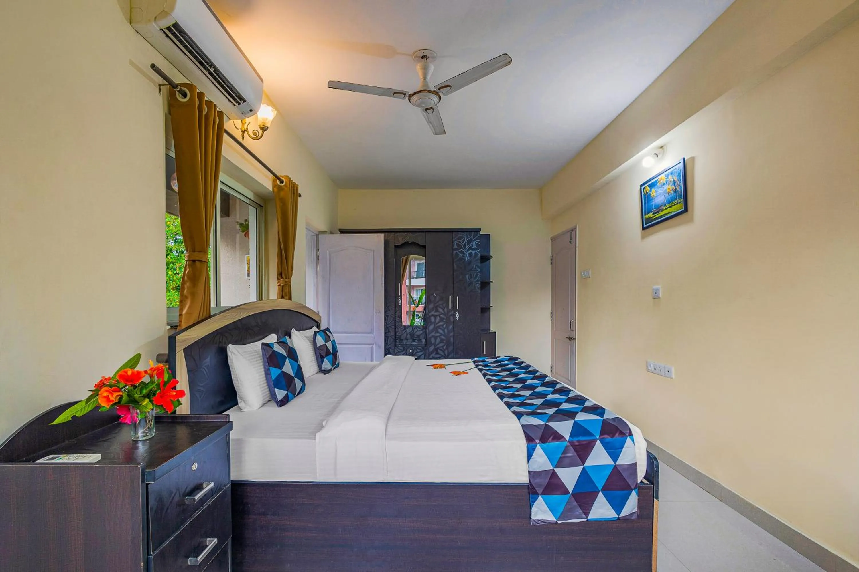 Apartment in 2BHK Stunning Apartment with Pool