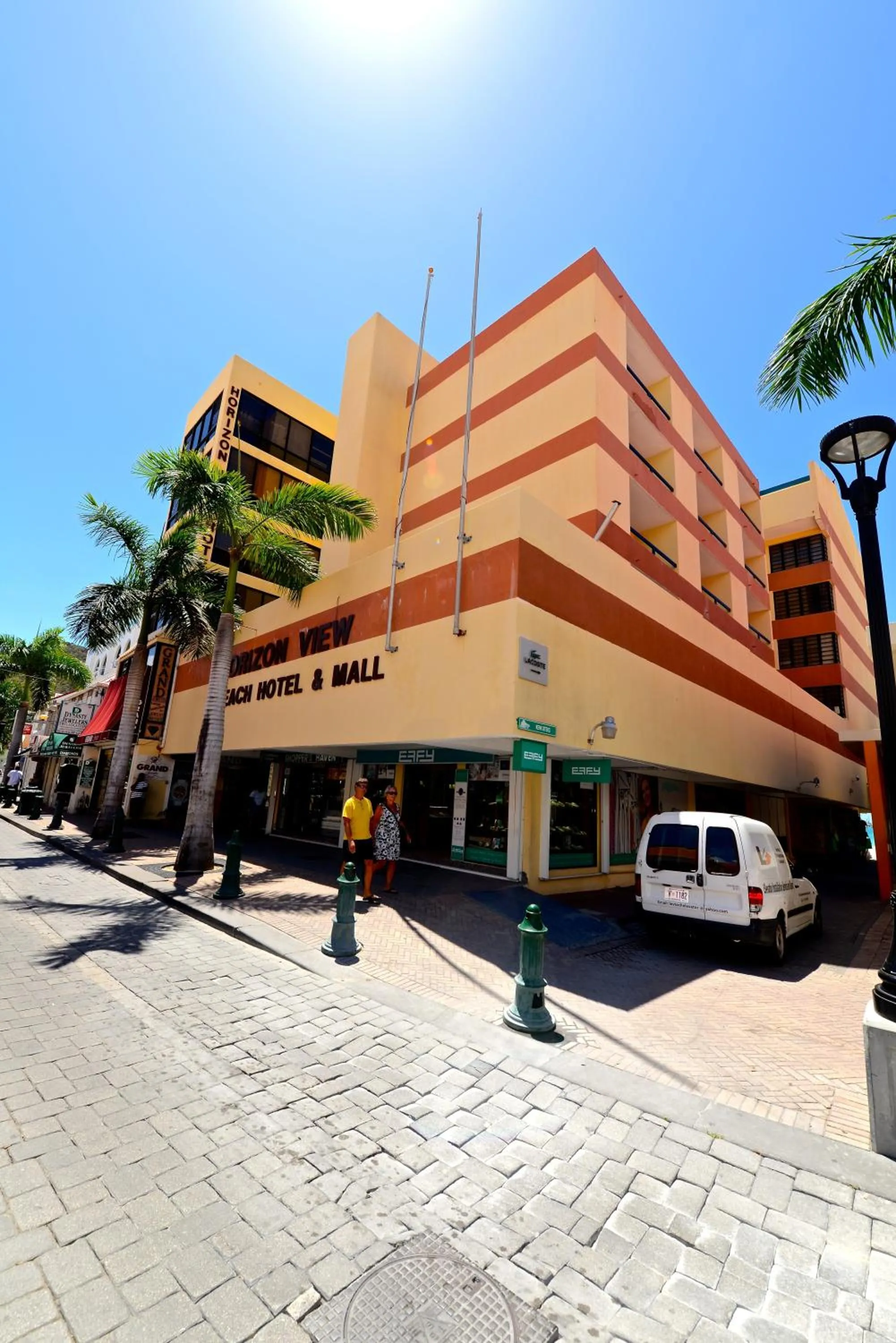Facade/entrance in Horizon View Beach Hotel