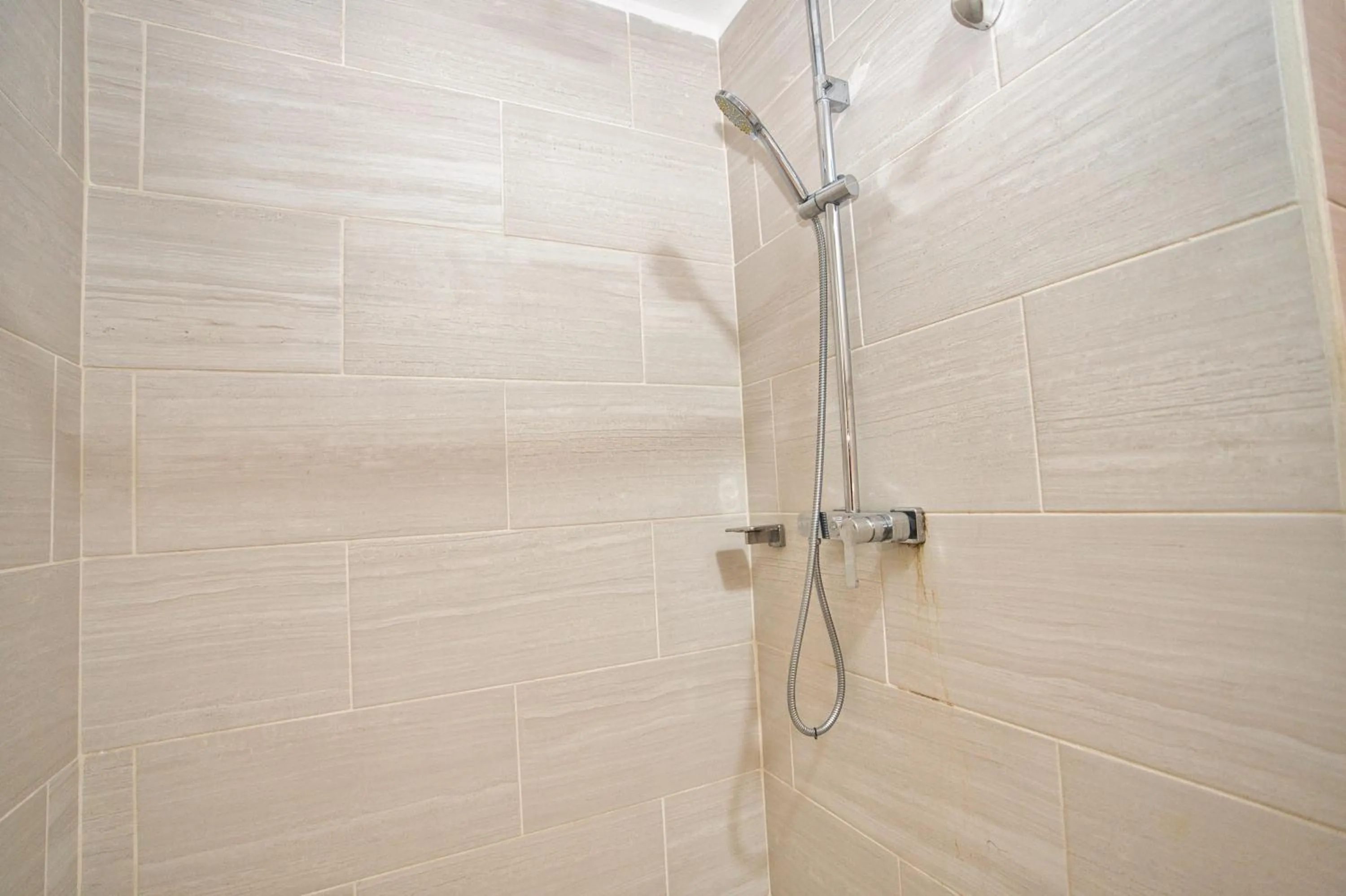 Bathroom in Horizon View Beach Hotel