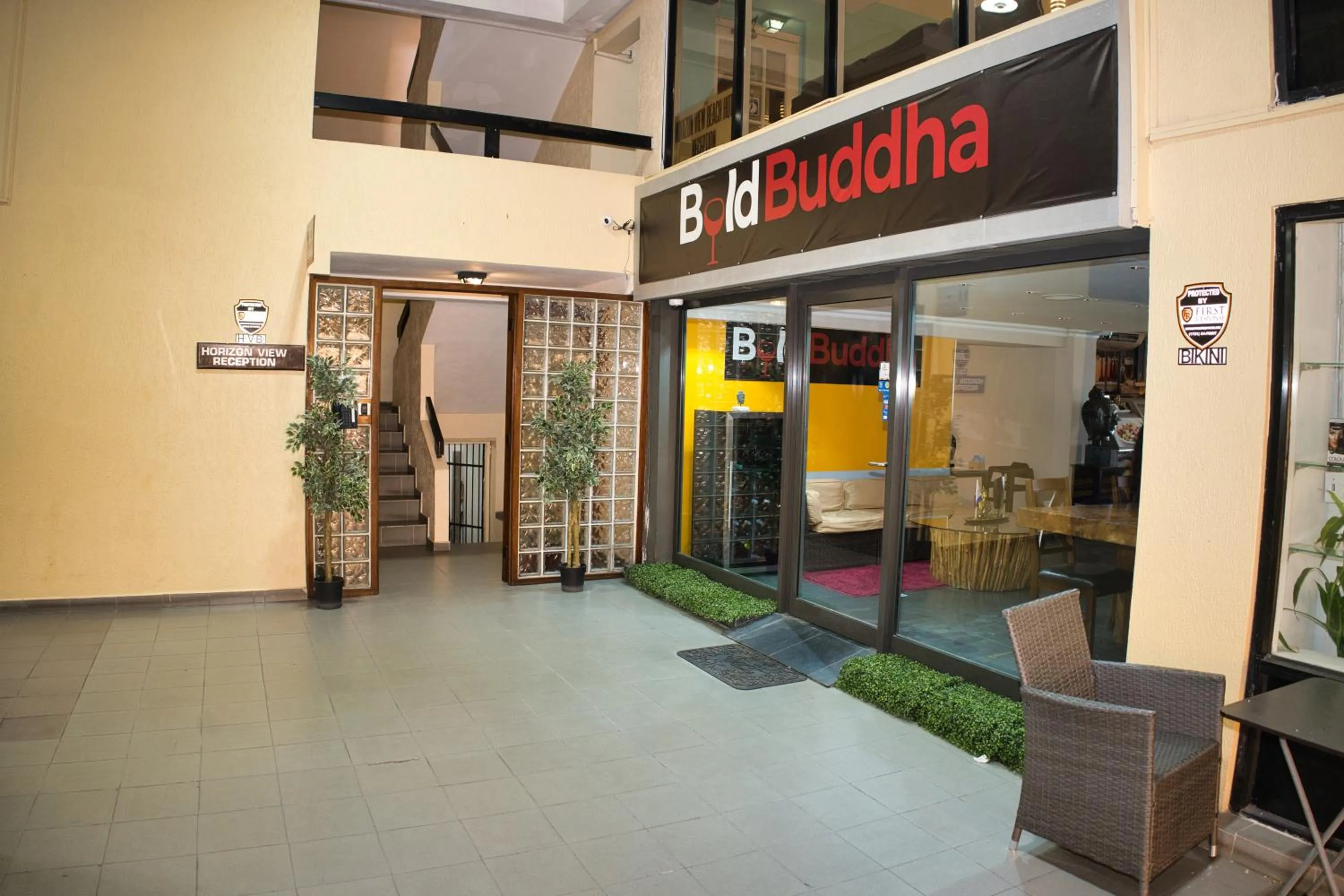 Restaurant/places to eat in Horizon View Beach Hotel