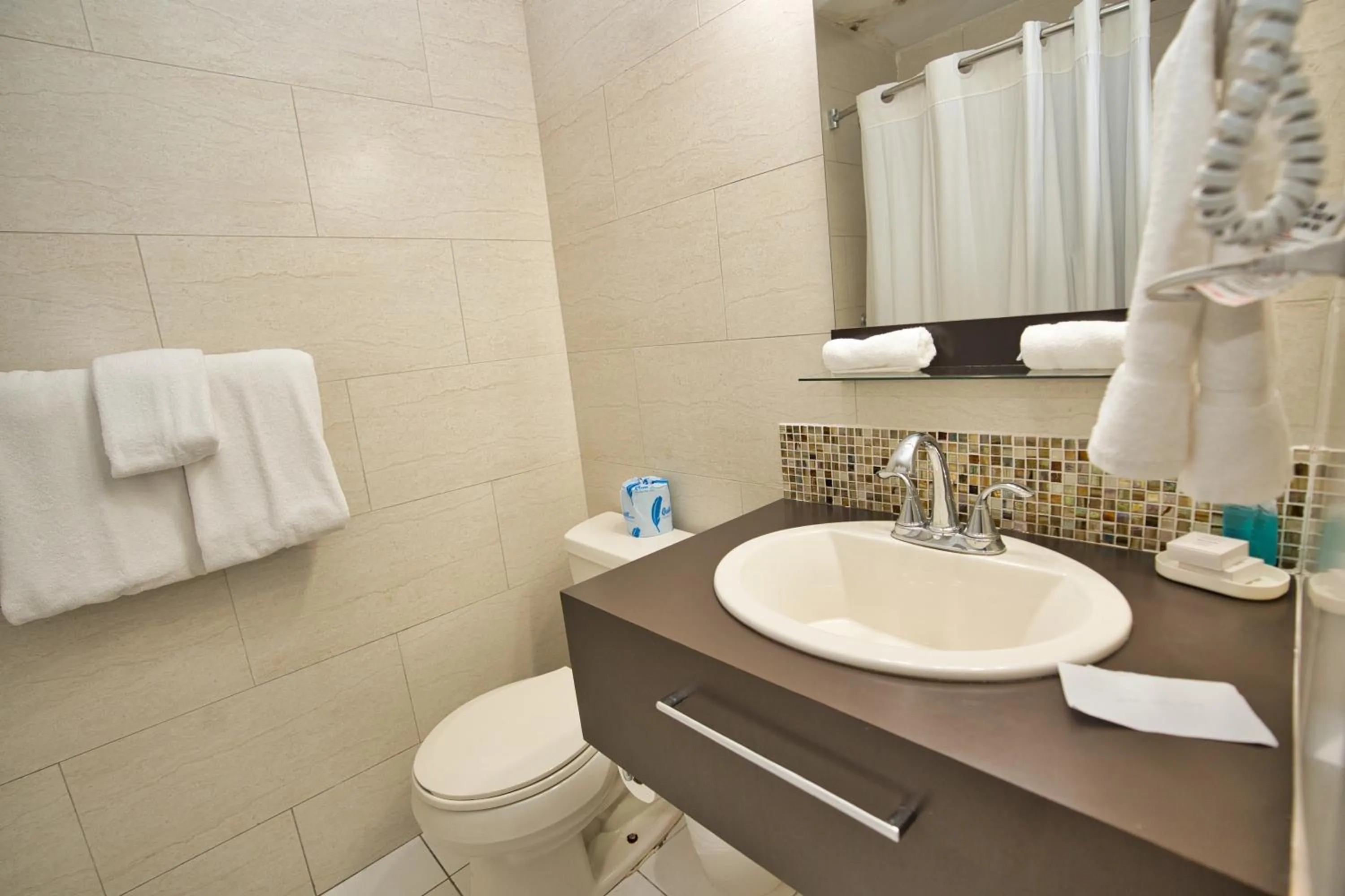 Bathroom in Horizon View Beach Hotel