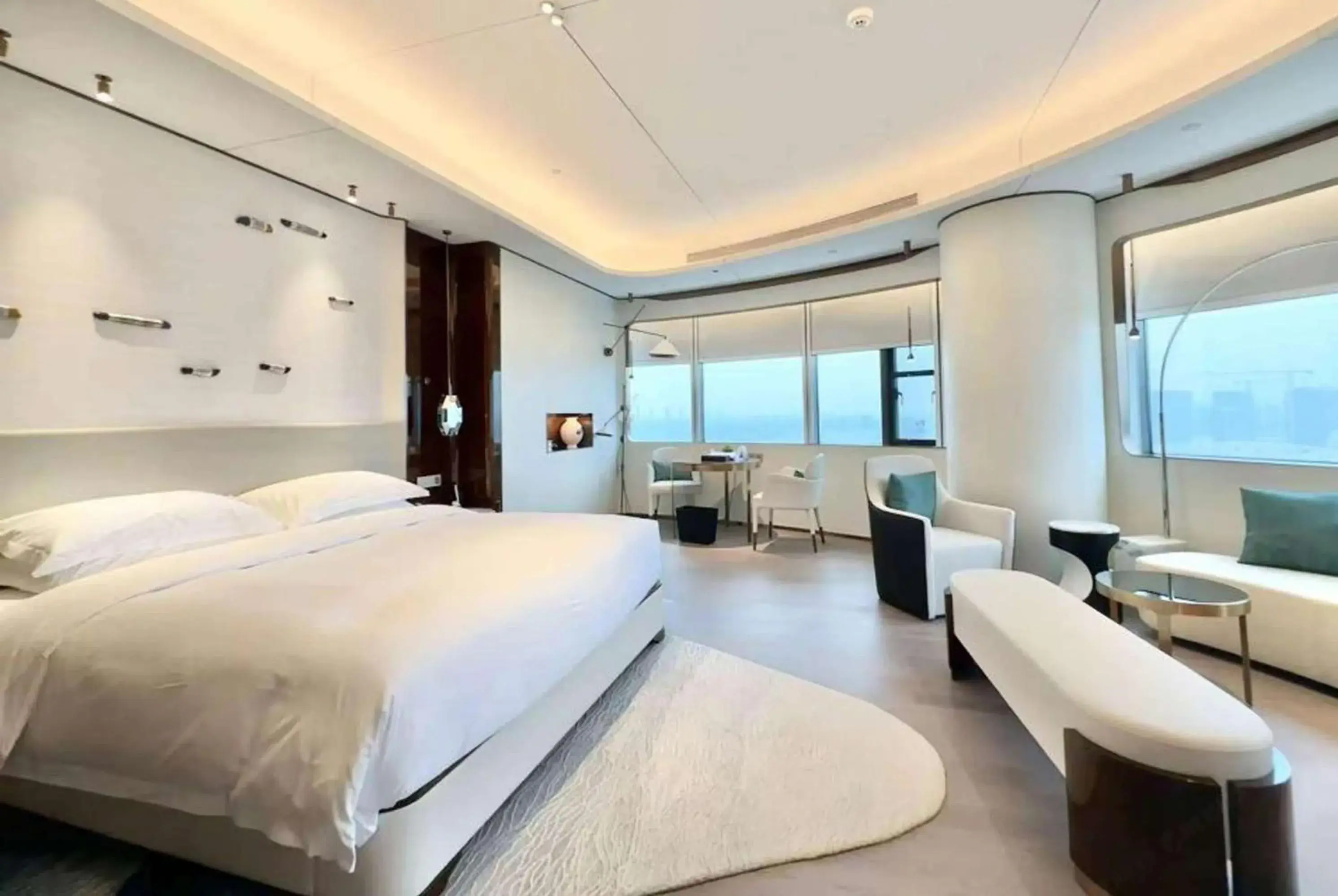 Photo of the whole room, Bed in Wyndham Garden Nanjing Airport Photo of the whole room, Bed in Wyndham Garden Nanjing Airport