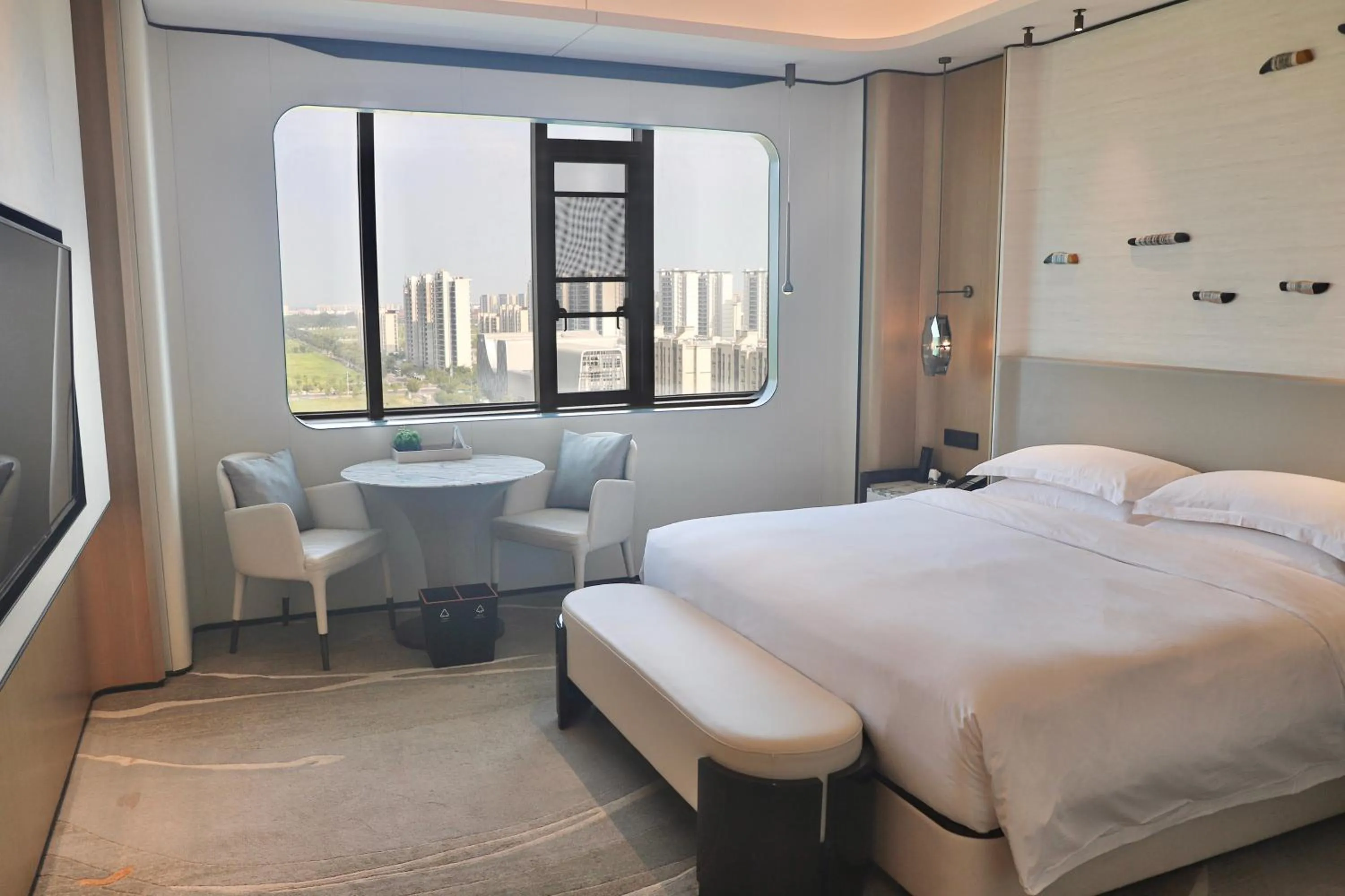 Bedroom, Bed in Wyndham Garden Nanjing Airport